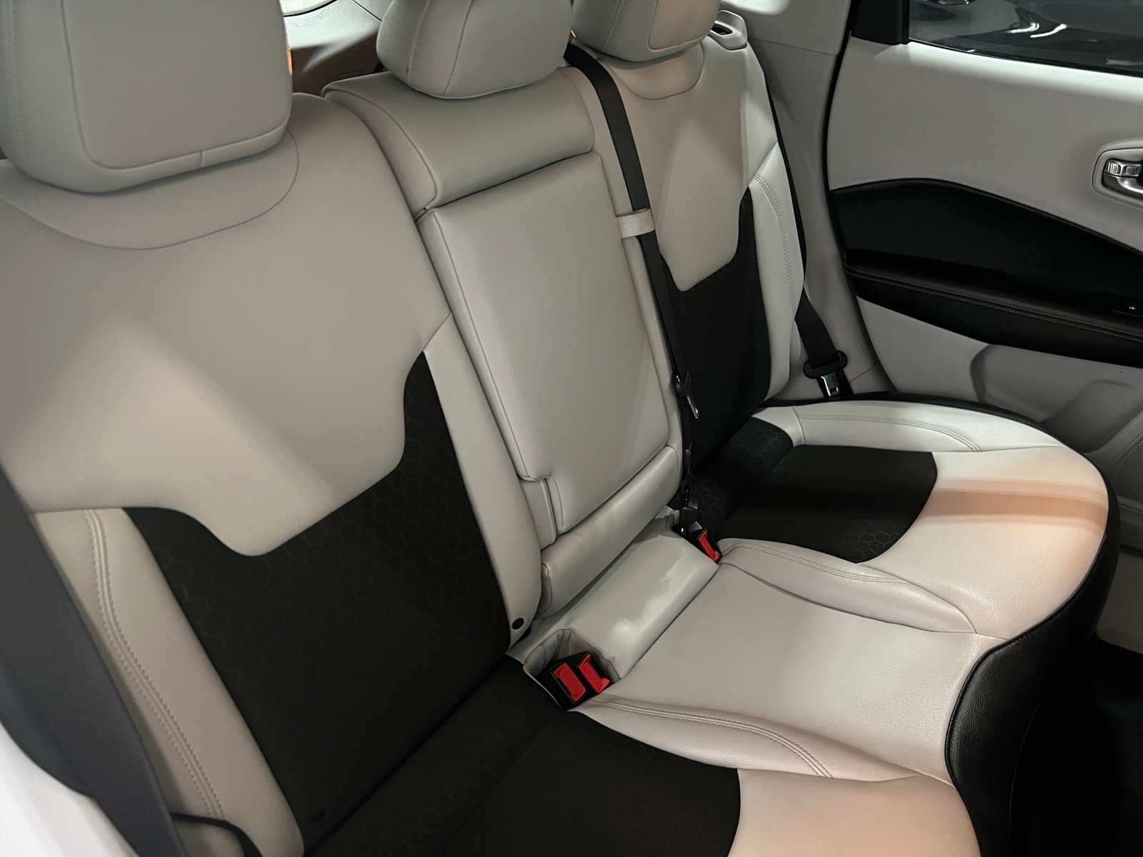 Thumbnail: 2021 Jeep Compass - 5