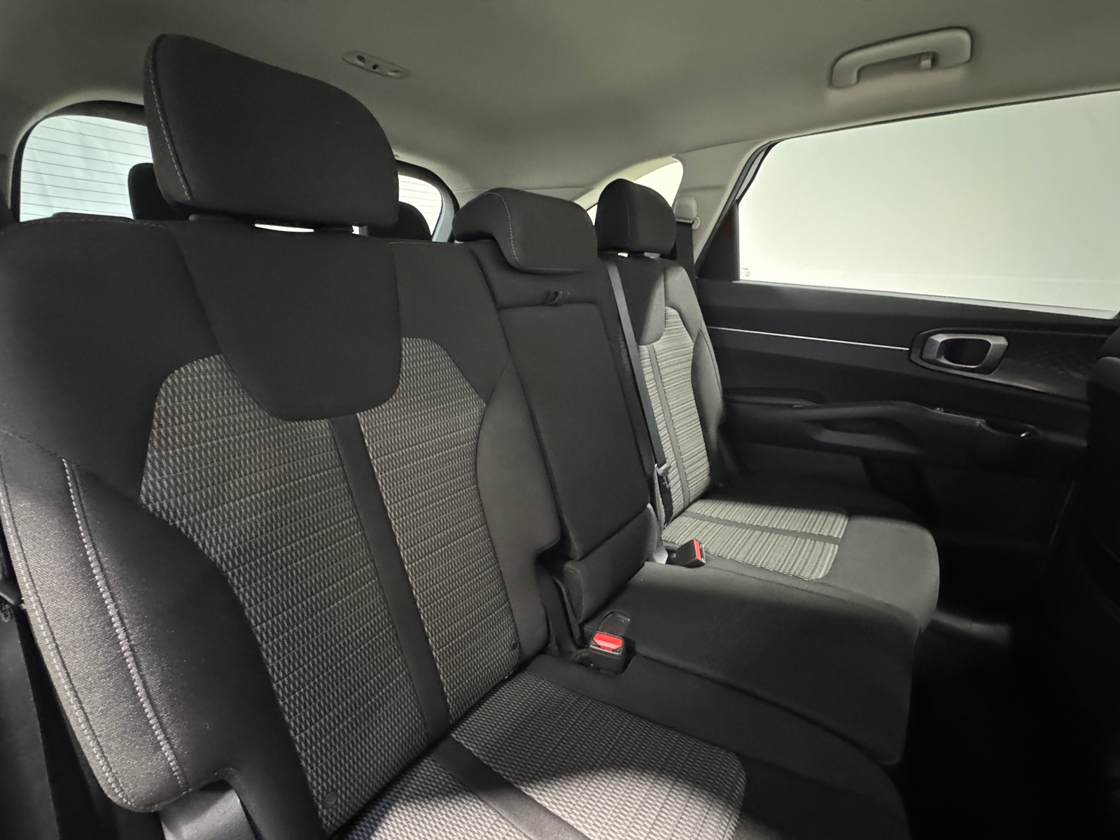 Thumbnail: 2023 Kia Sorento - 6