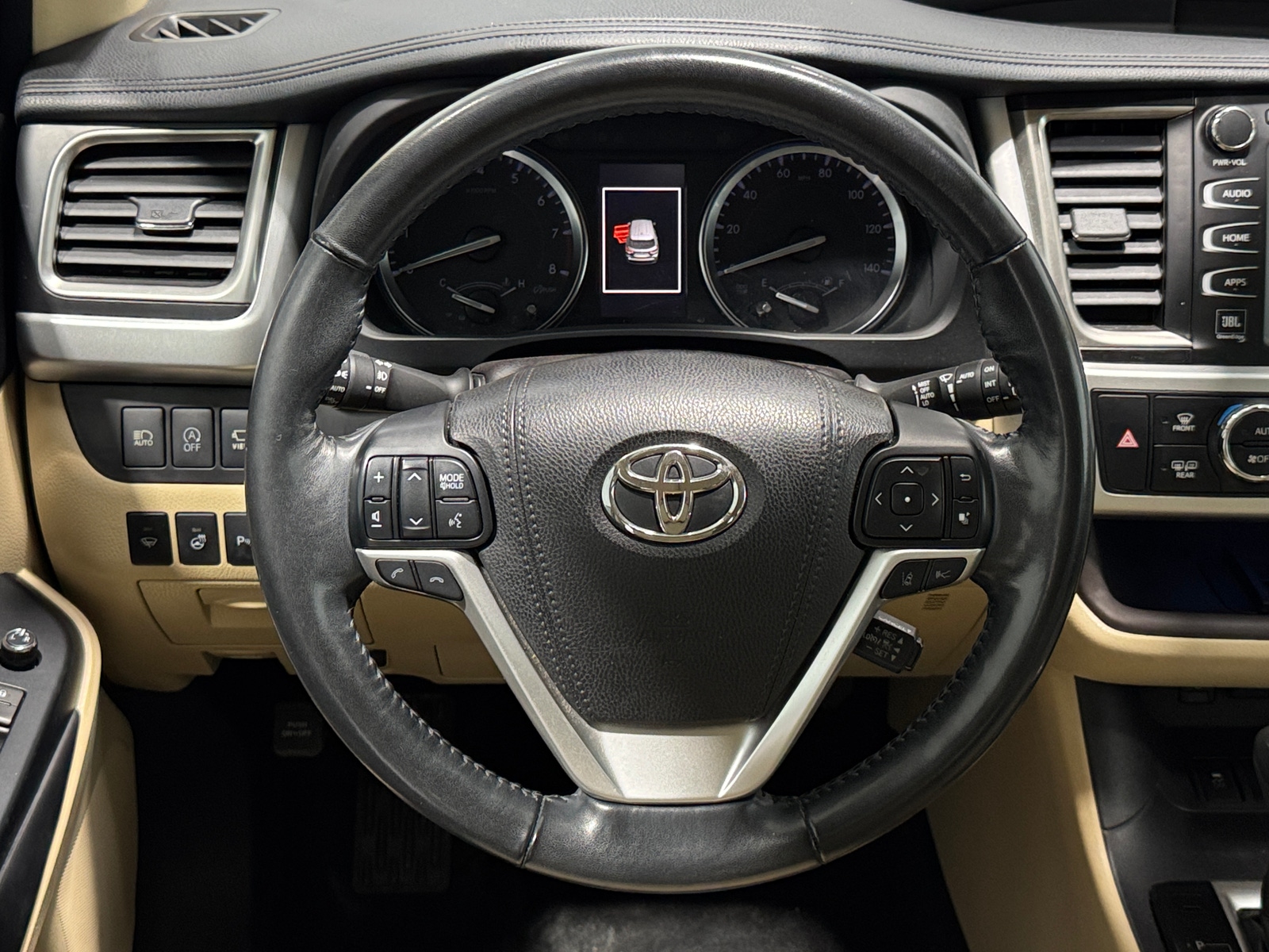 Thumbnail: 2018 Toyota Highlander - 4