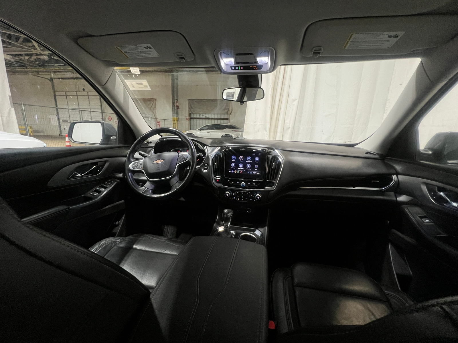 Thumbnail: 2021 Chevrolet Traverse - 2