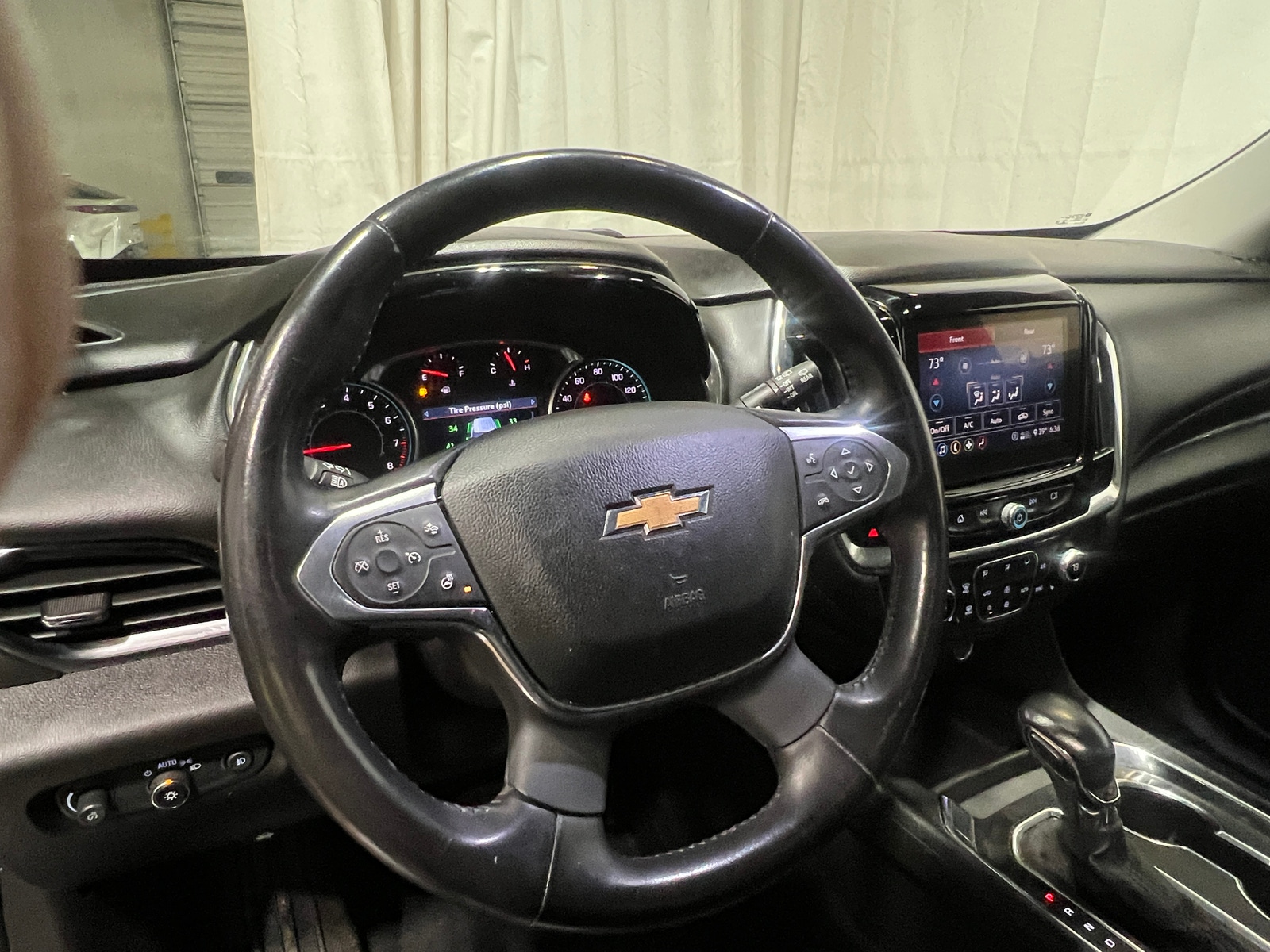 Thumbnail: 2021 Chevrolet Traverse - 4