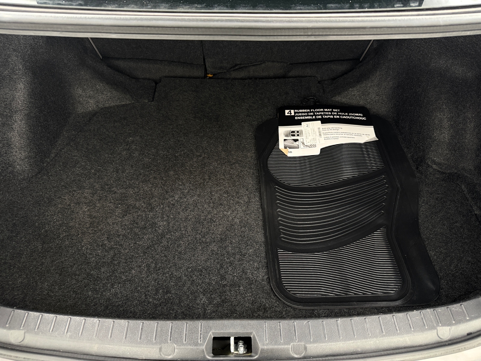 Thumbnail: 2013 Toyota Corolla - 7