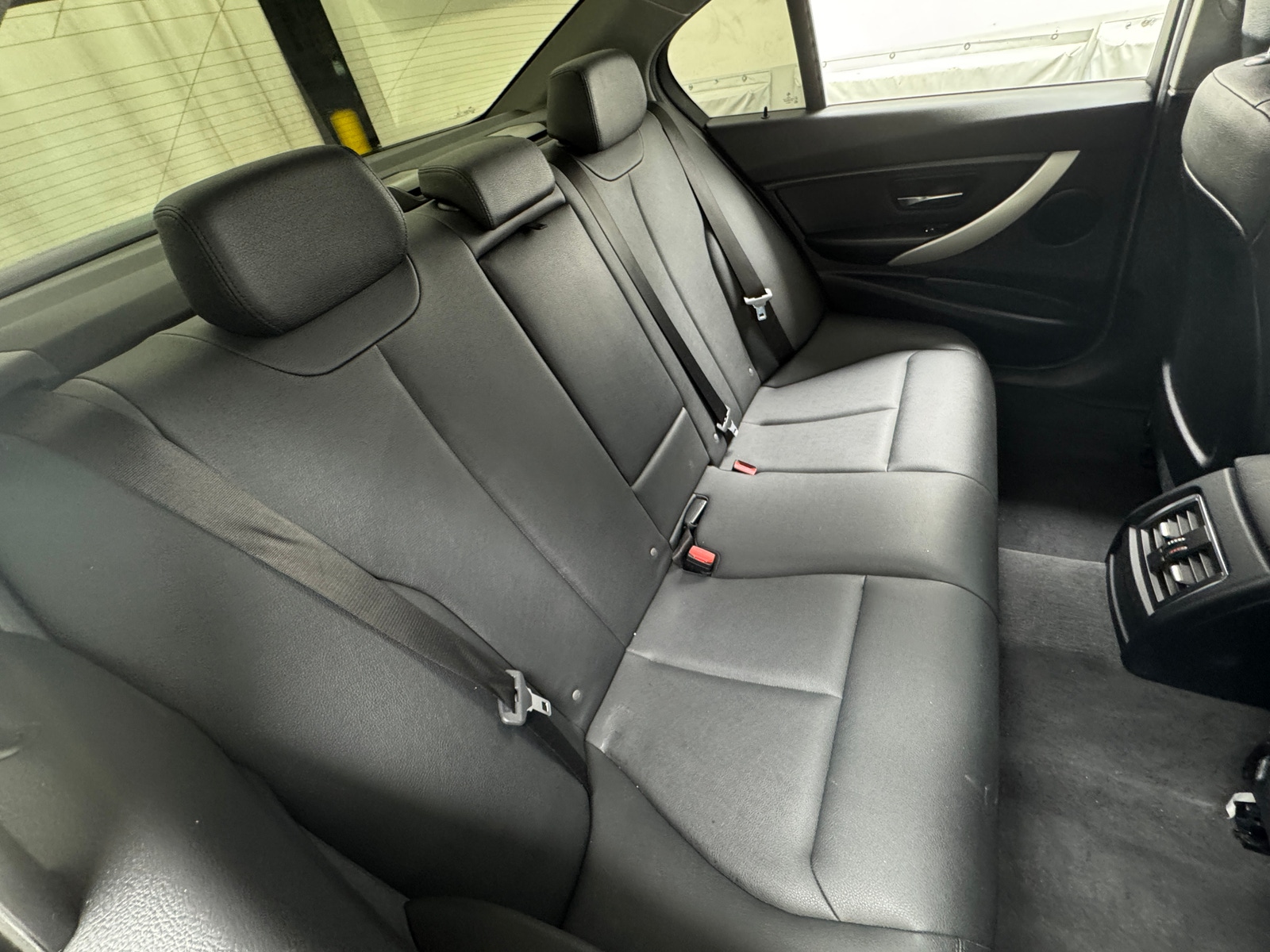 Thumbnail: 2018 BMW 3 Series - 5