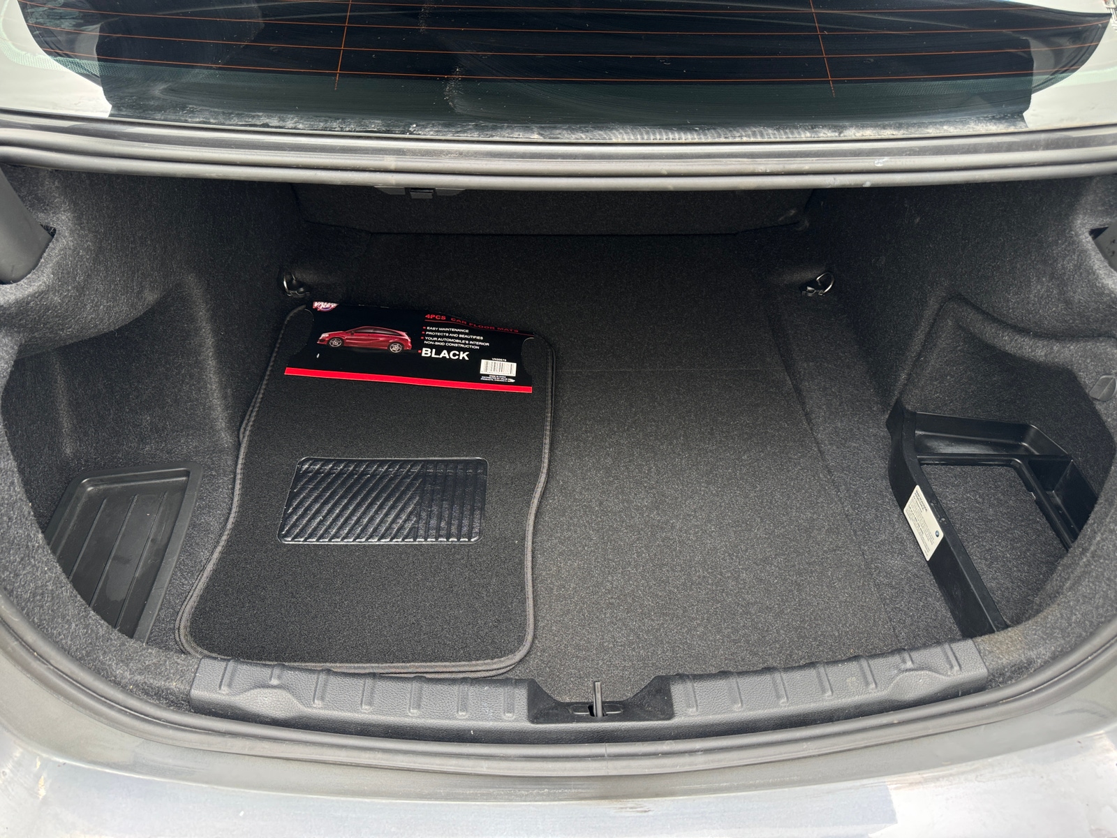 Thumbnail: 2018 BMW 3 Series - 6