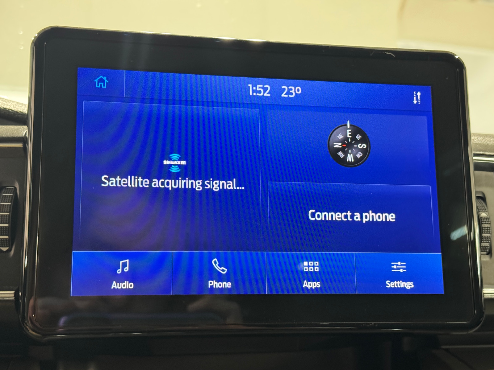 Thumbnail: 2022 Ford Explorer - 3