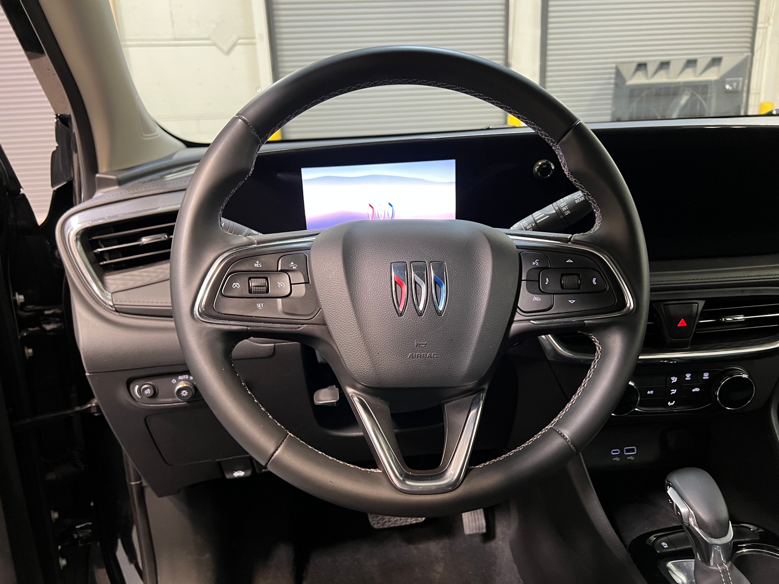 Thumbnail: 2025 Buick Encore GX - 4