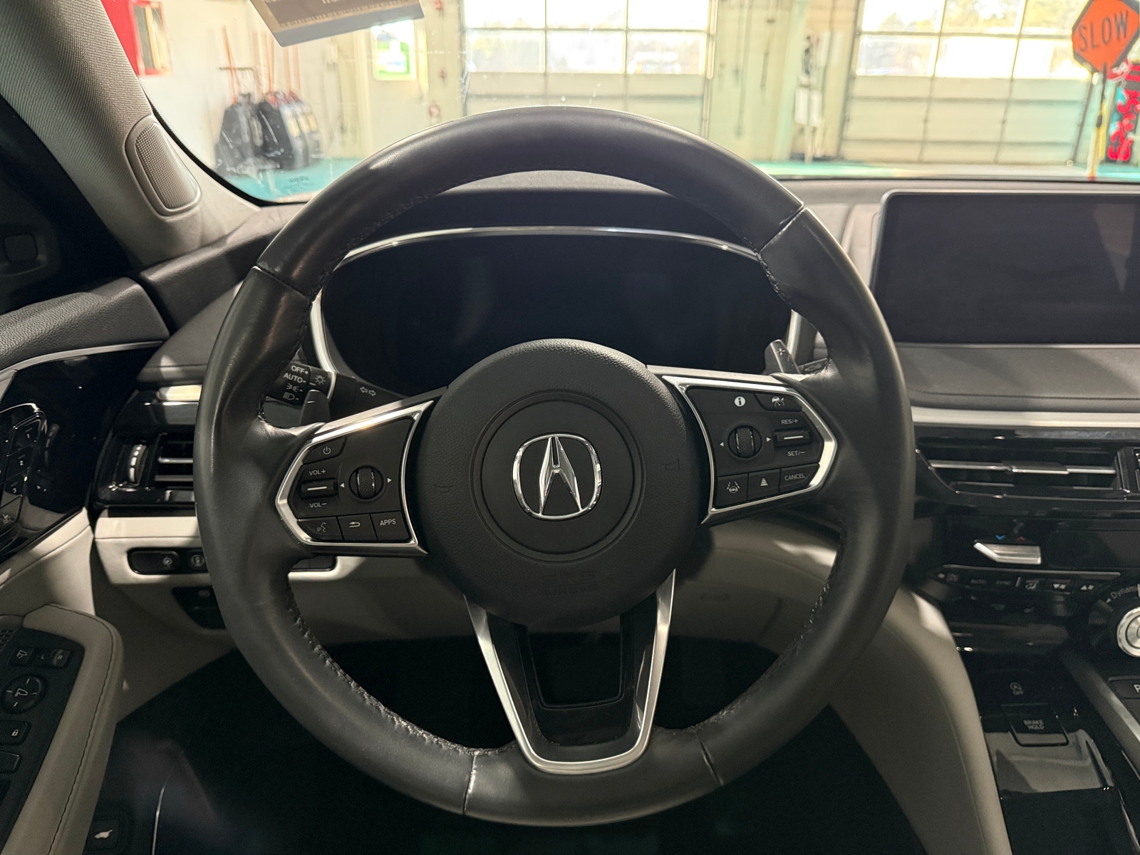 Thumbnail: 2024 Acura MDX - 4