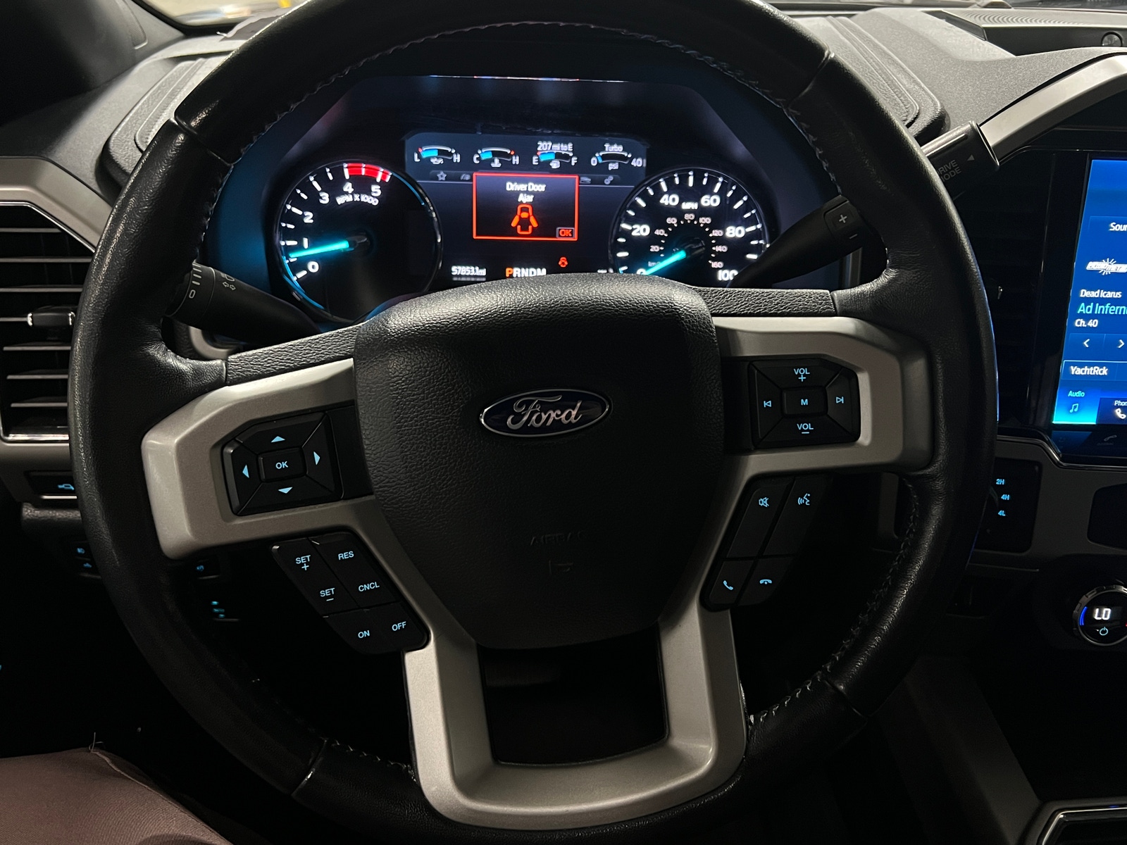 Thumbnail: 2022 Ford Econoline - 4