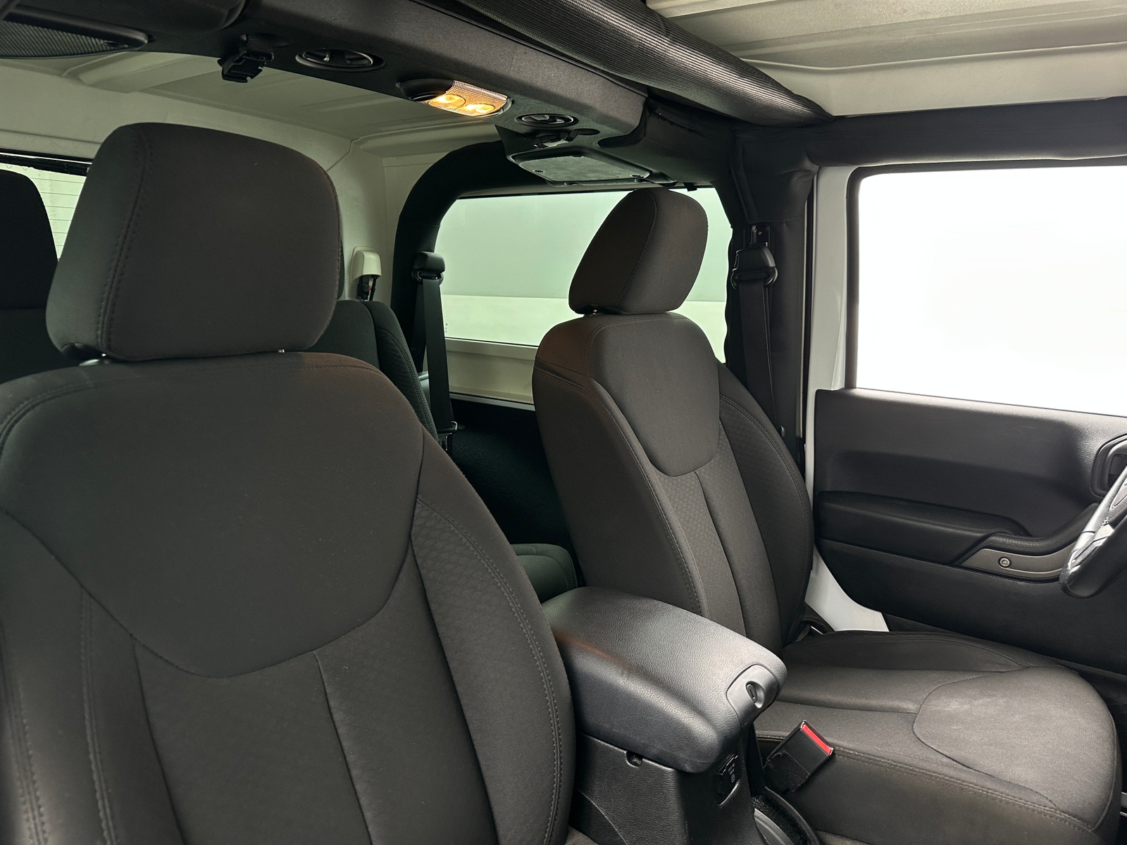 Thumbnail: 2017 Jeep Wrangler - 2