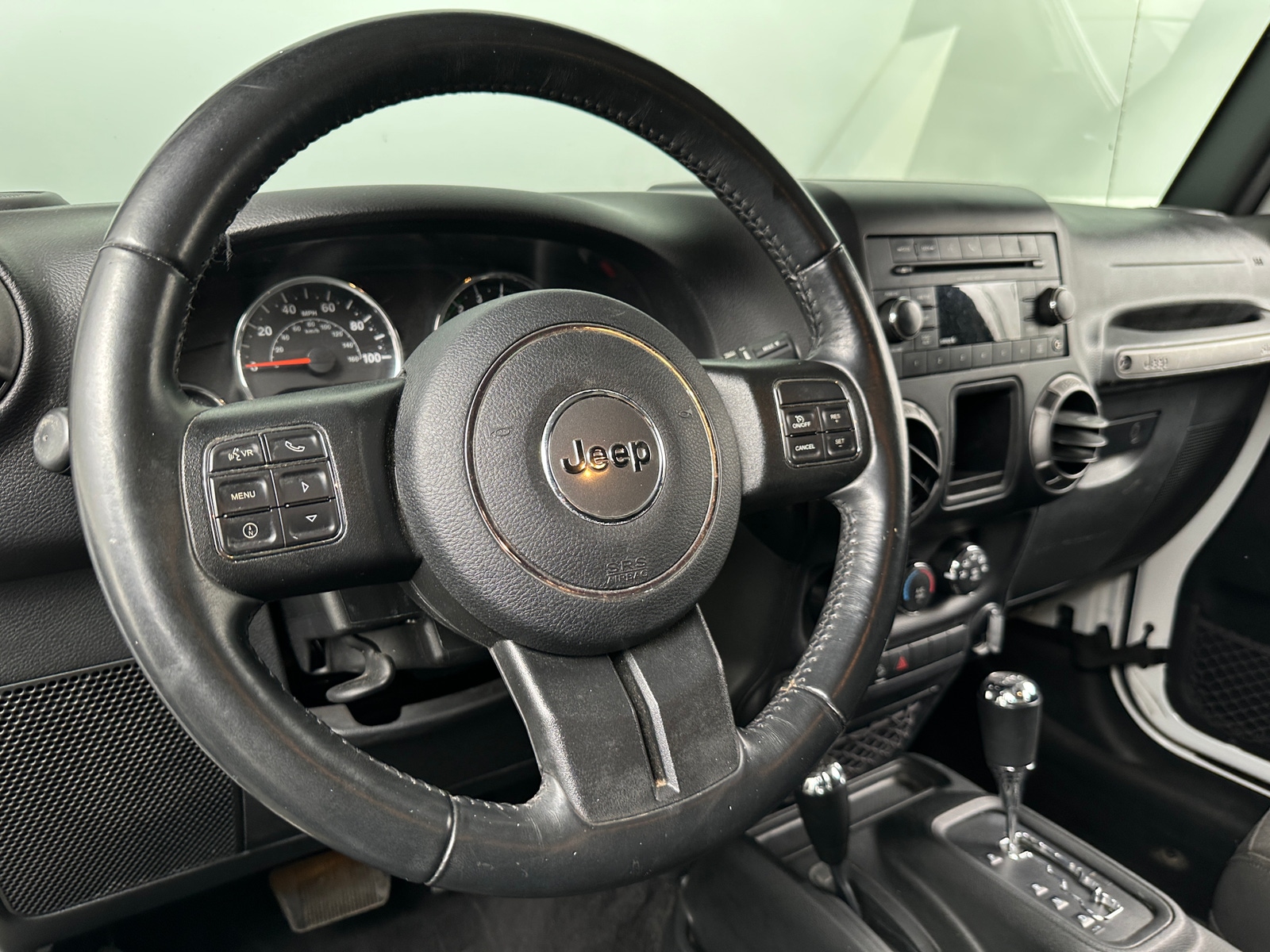 Thumbnail: 2017 Jeep Wrangler - 5