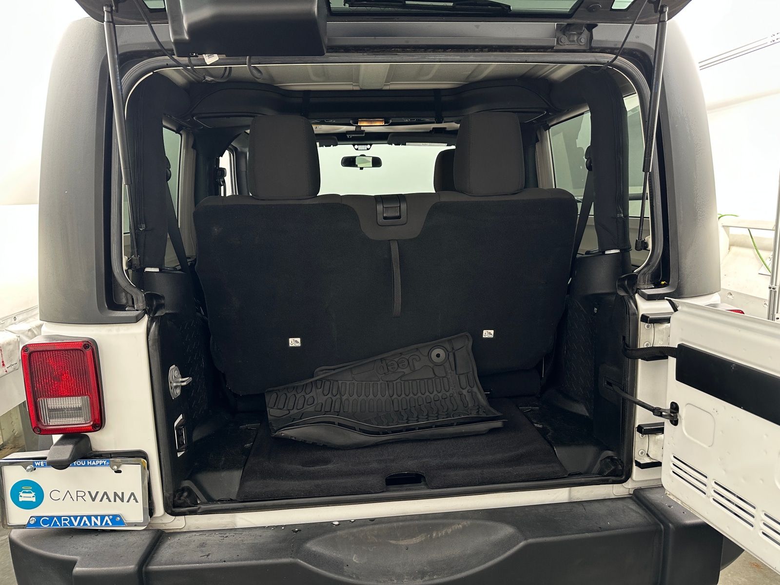 Thumbnail: 2017 Jeep Wrangler - 7