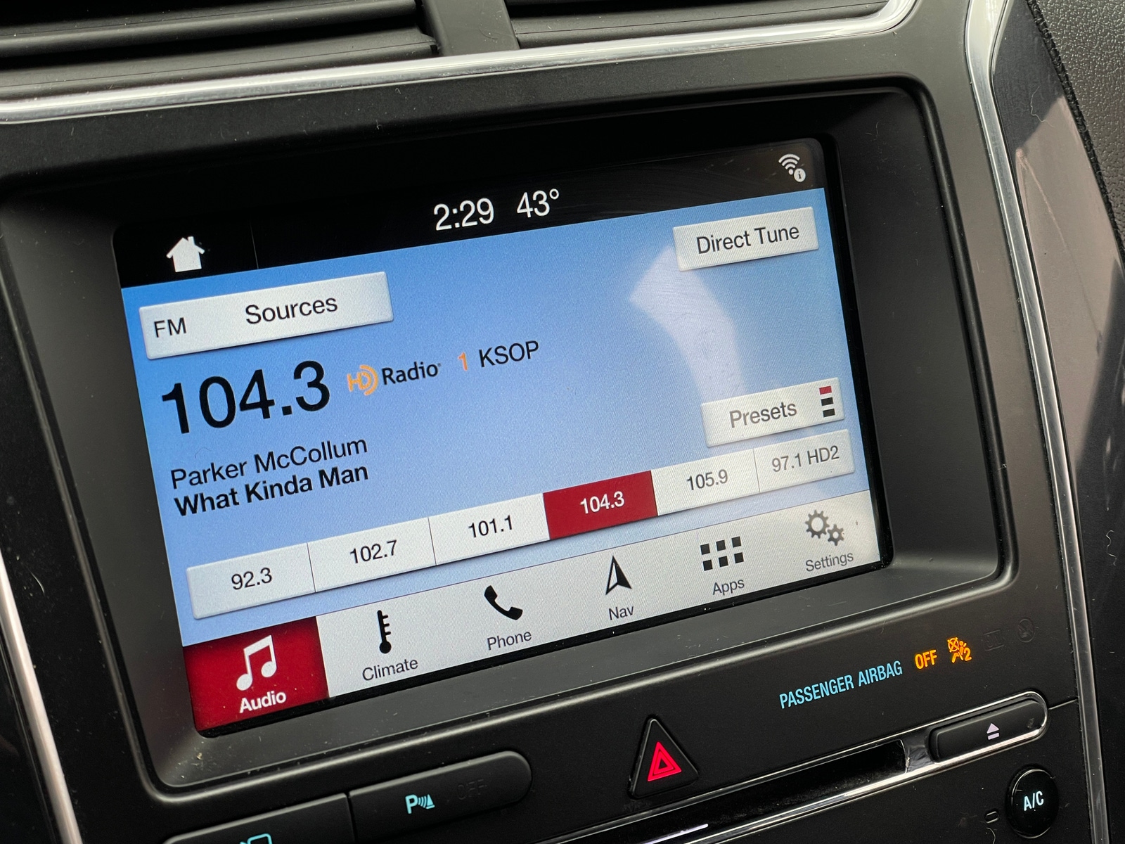 Thumbnail: 2017 Ford Explorer - 3