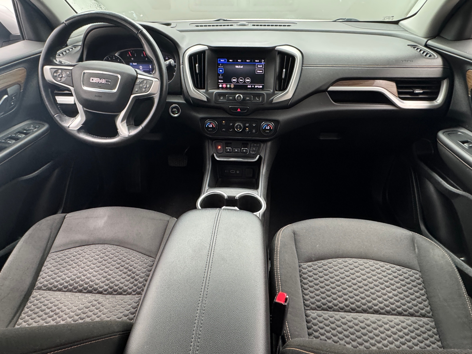 Thumbnail: 2020 GMC Terrain - 3