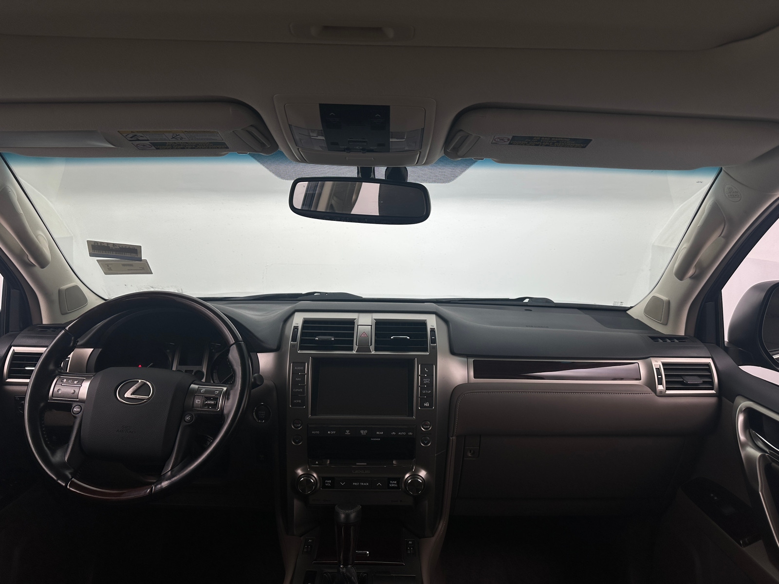 Thumbnail: 2018 Lexus GX - 2