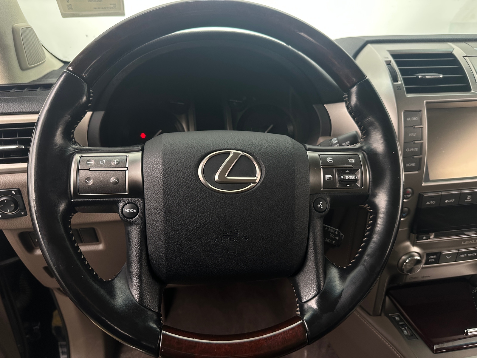 Thumbnail: 2018 Lexus GX - 4