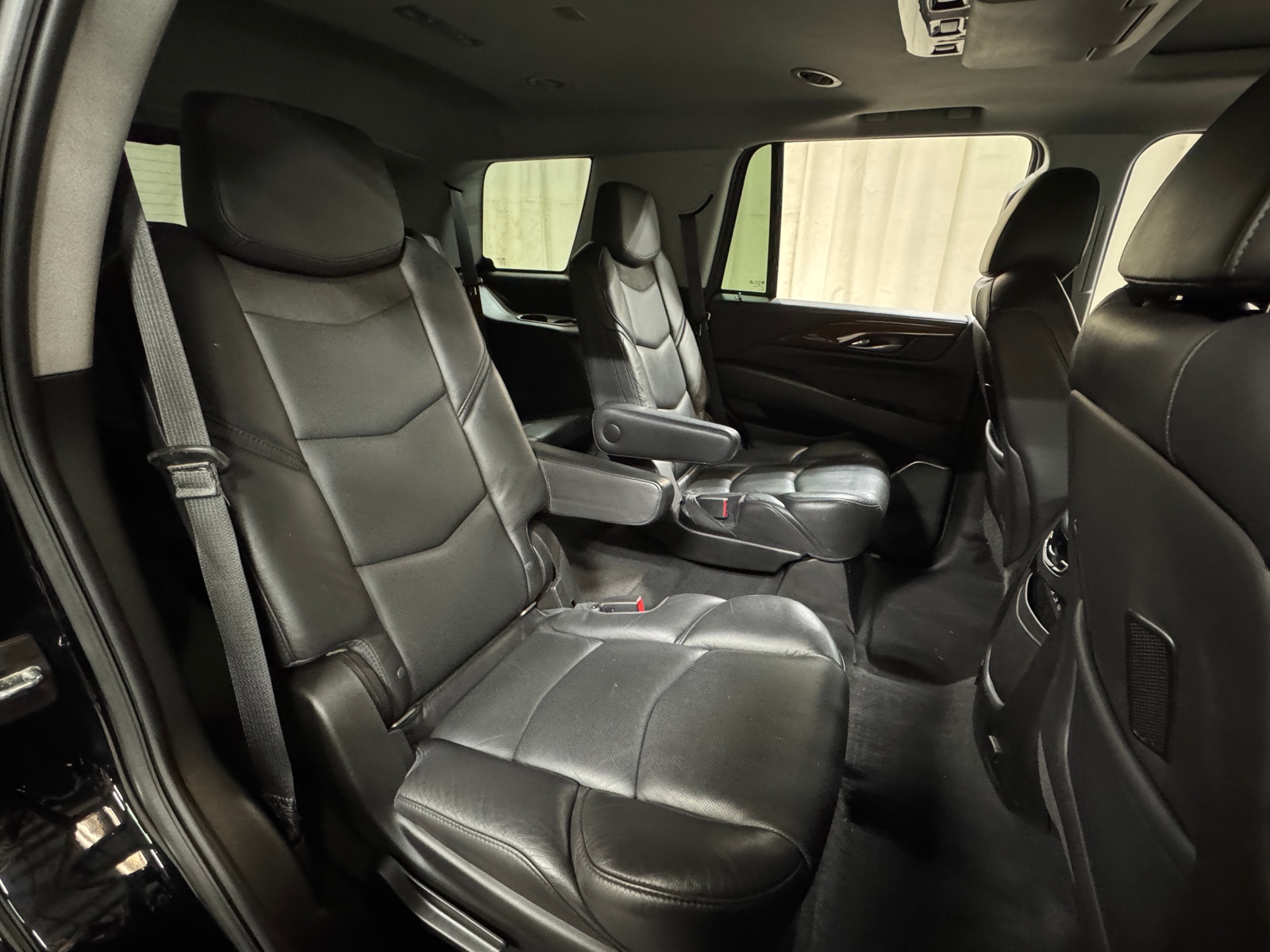 Thumbnail: 2018 Cadillac Escalade - 5