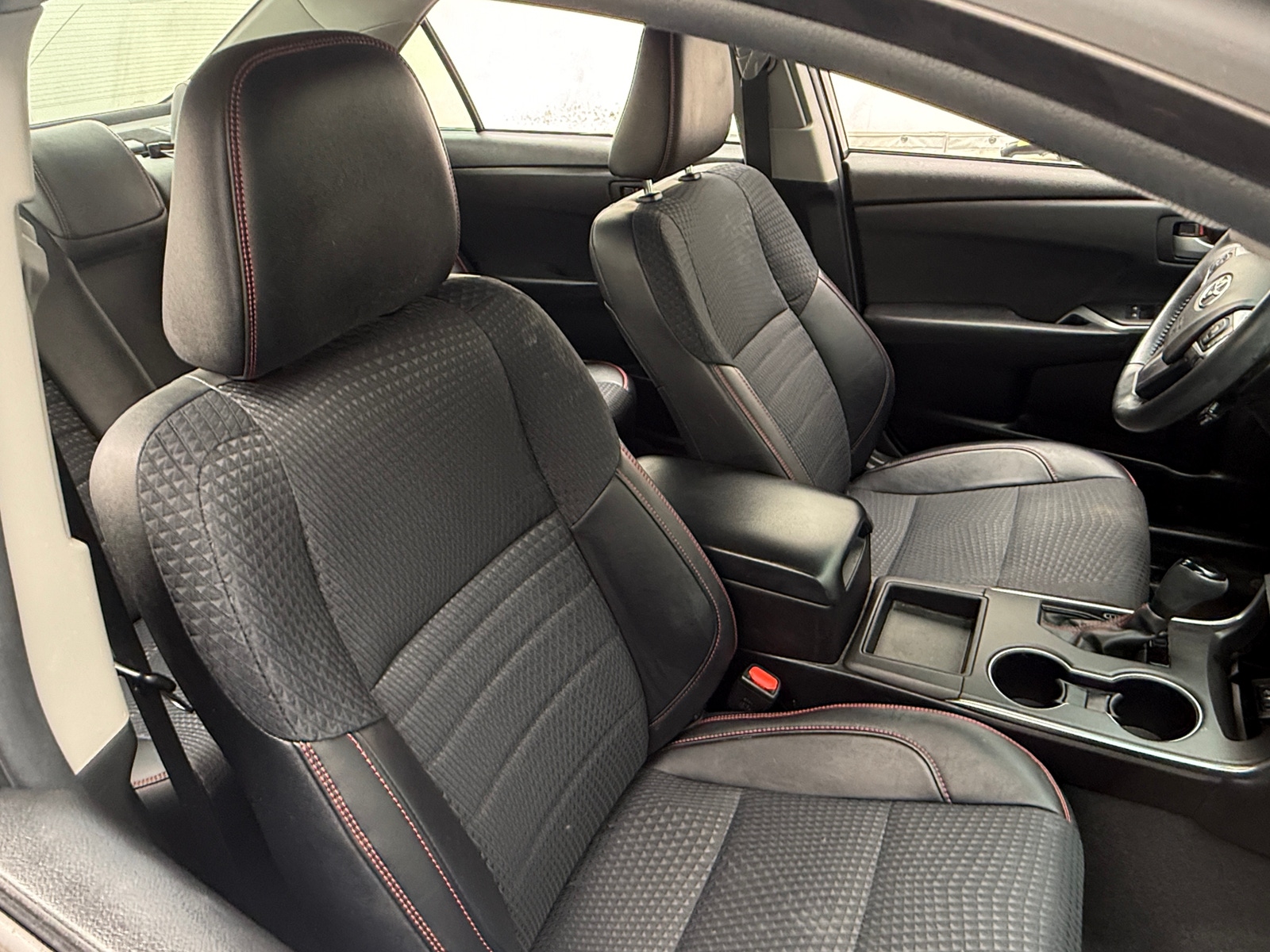 Thumbnail: 2015 Toyota Camry - 2