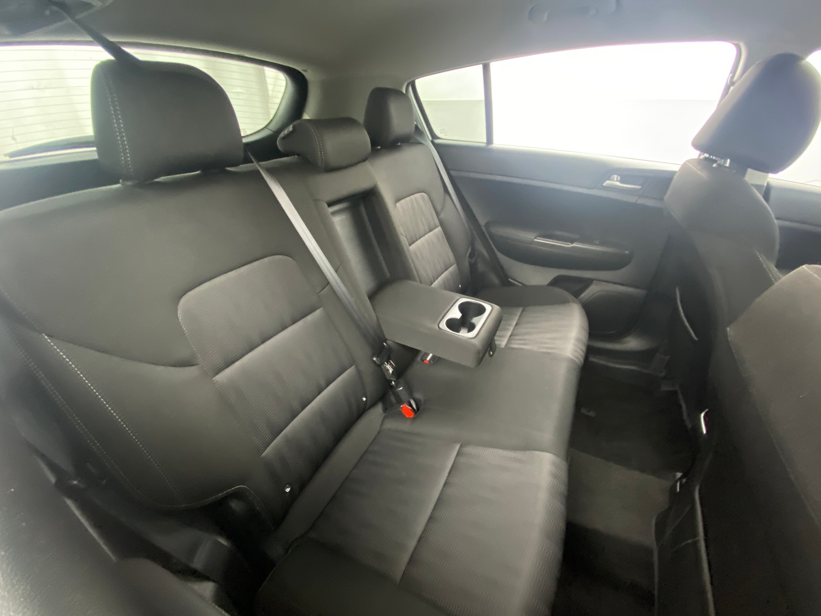 Thumbnail: 2022 Kia Sportage - 6