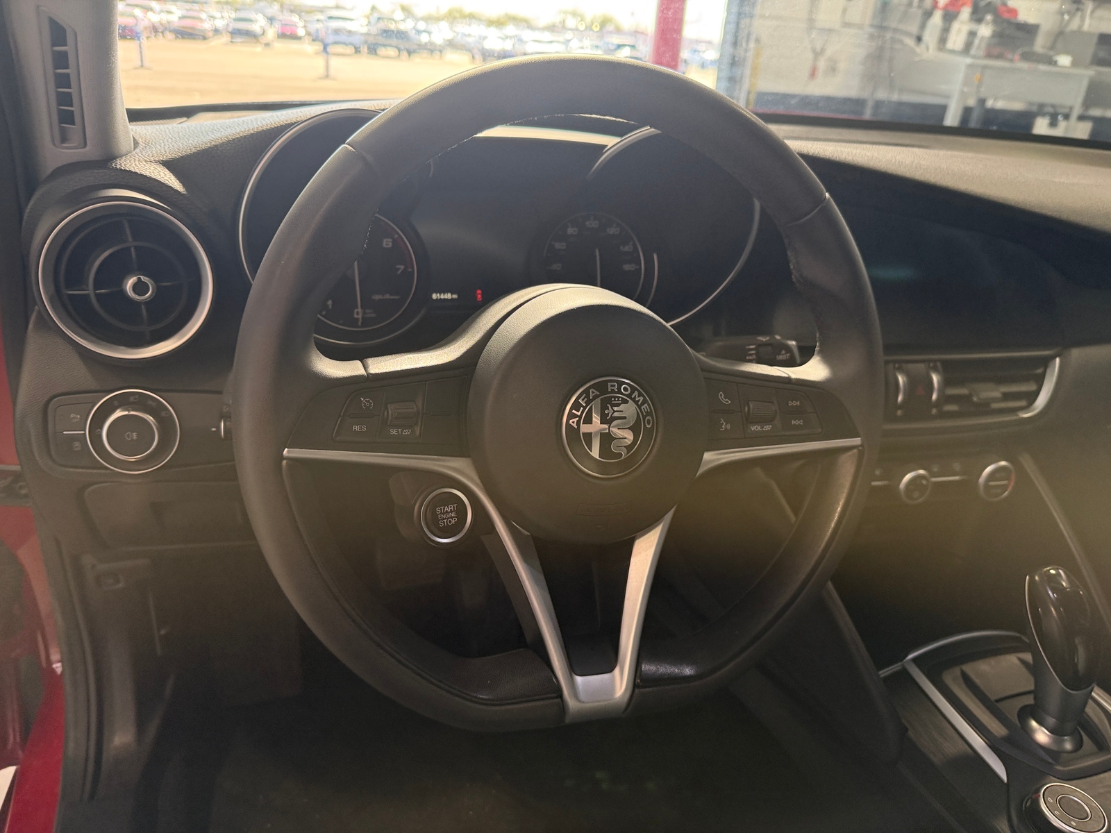 Thumbnail: 2017 Alfa Romeo Giulia - 4