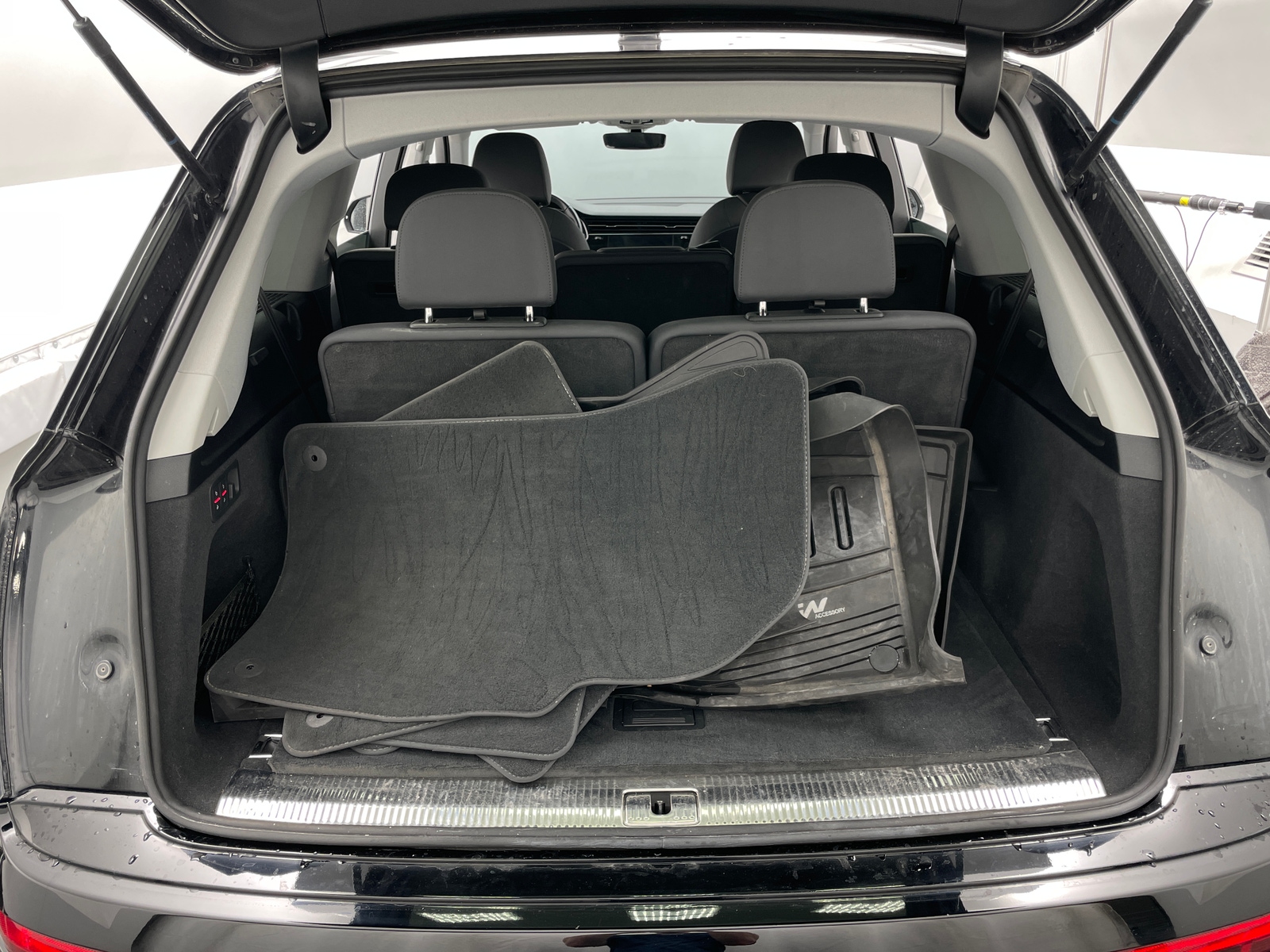 Thumbnail: 2020 Audi Q7 - 6