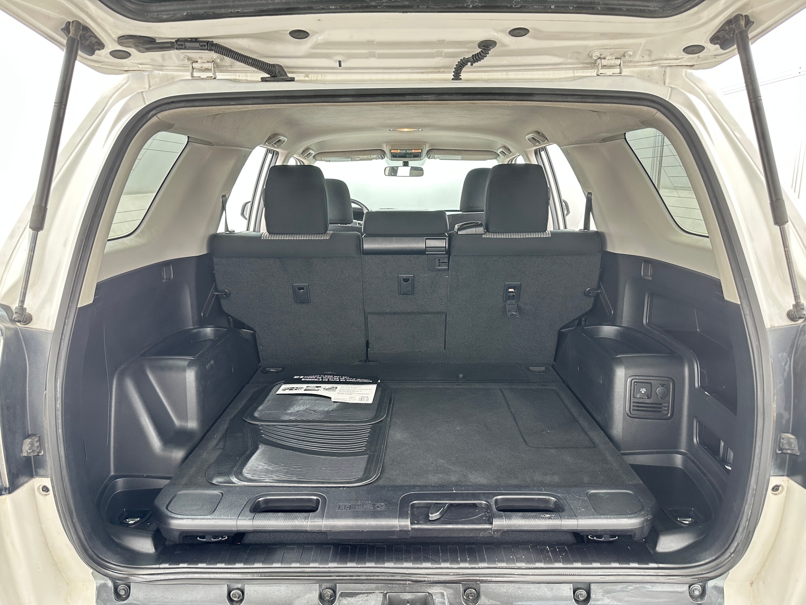 Thumbnail: 2016 Toyota 4Runner - 7