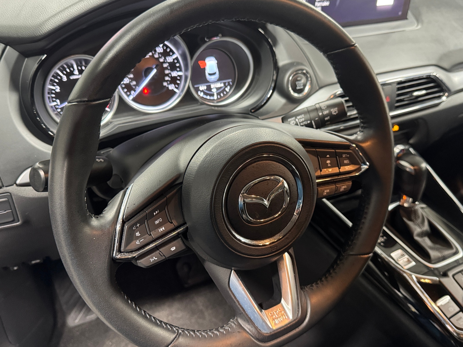 Thumbnail: 2023 Mazda CX-9 - 4