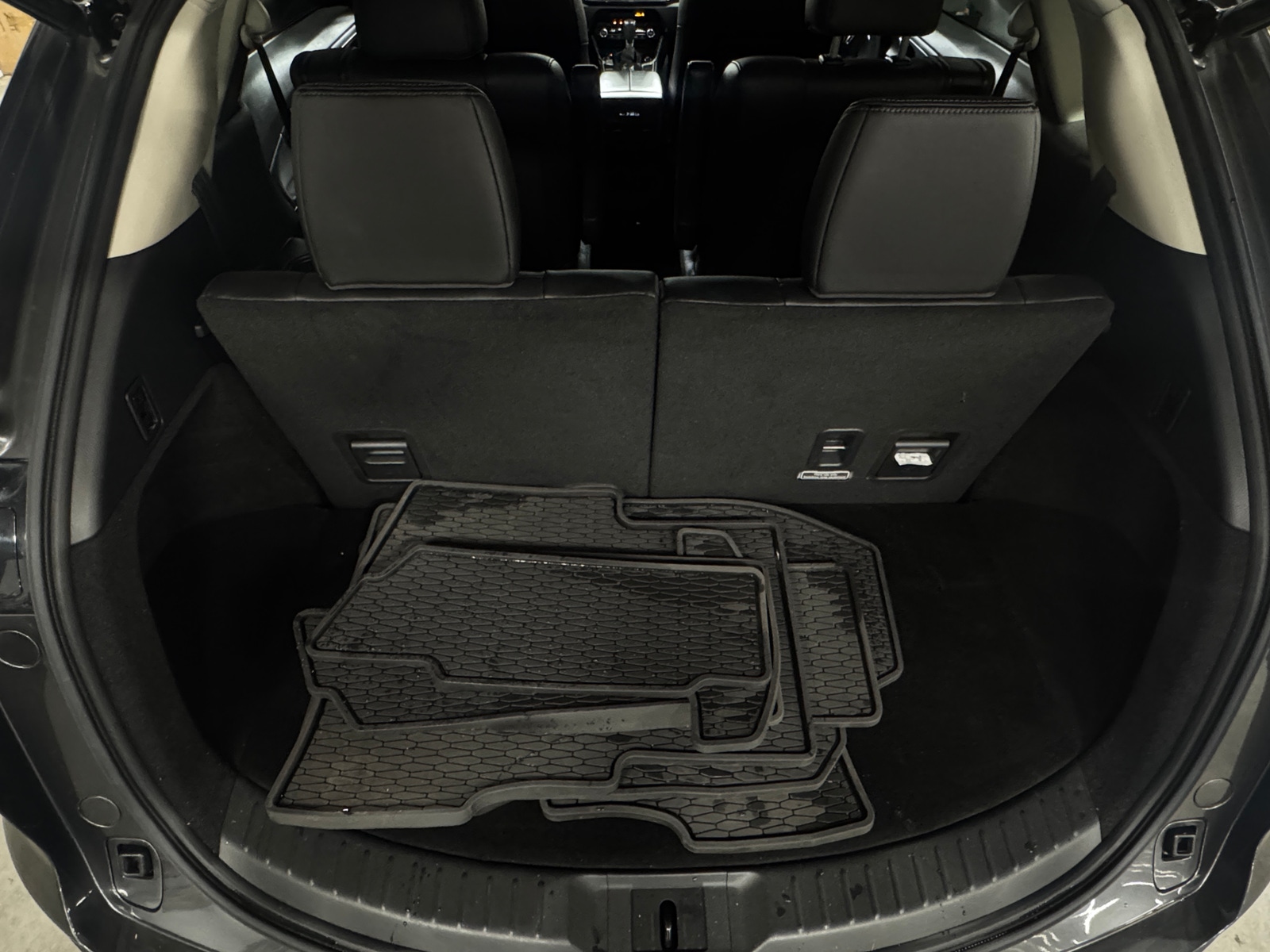 Thumbnail: 2023 Mazda CX-9 - 6