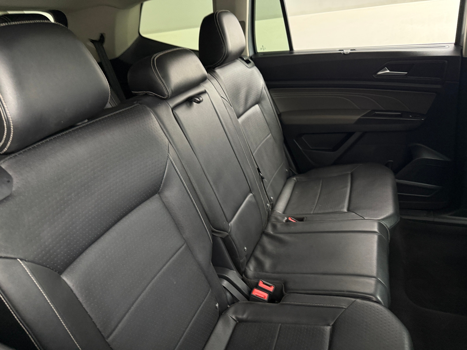 Thumbnail: 2022 Volkswagen Atlas - 5