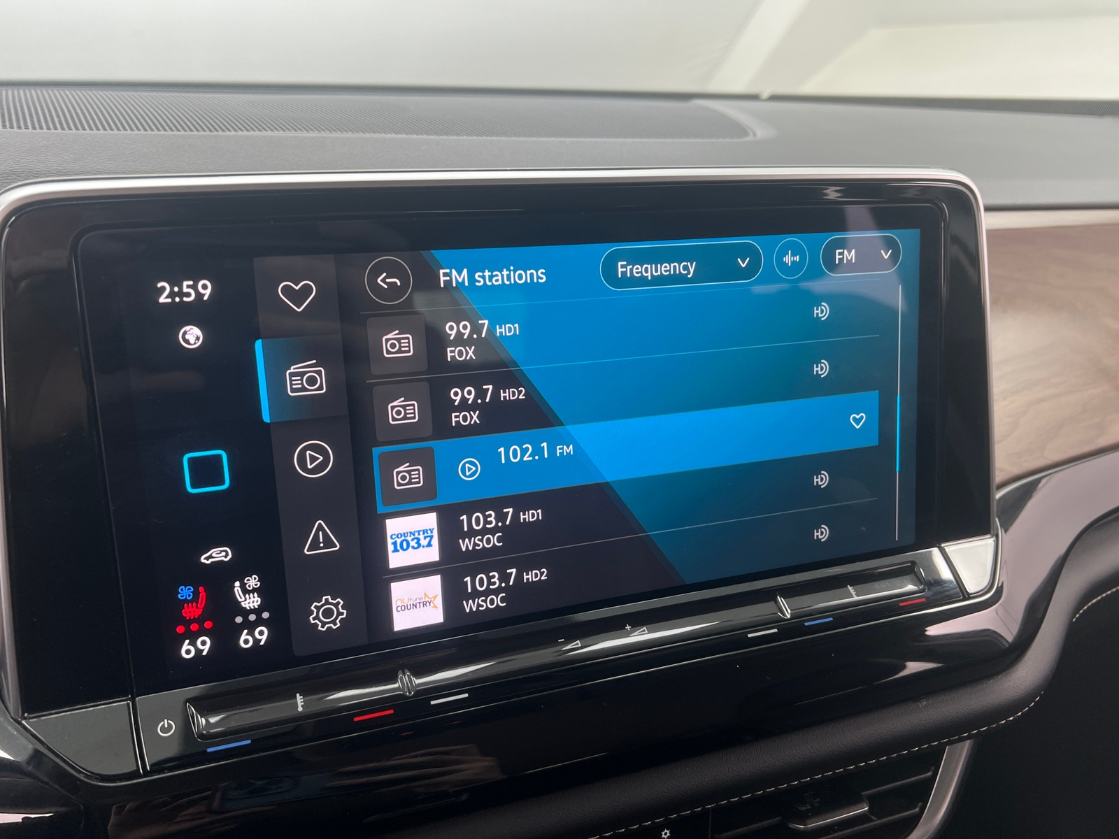 Thumbnail: 2024 Volkswagen Atlas - 3