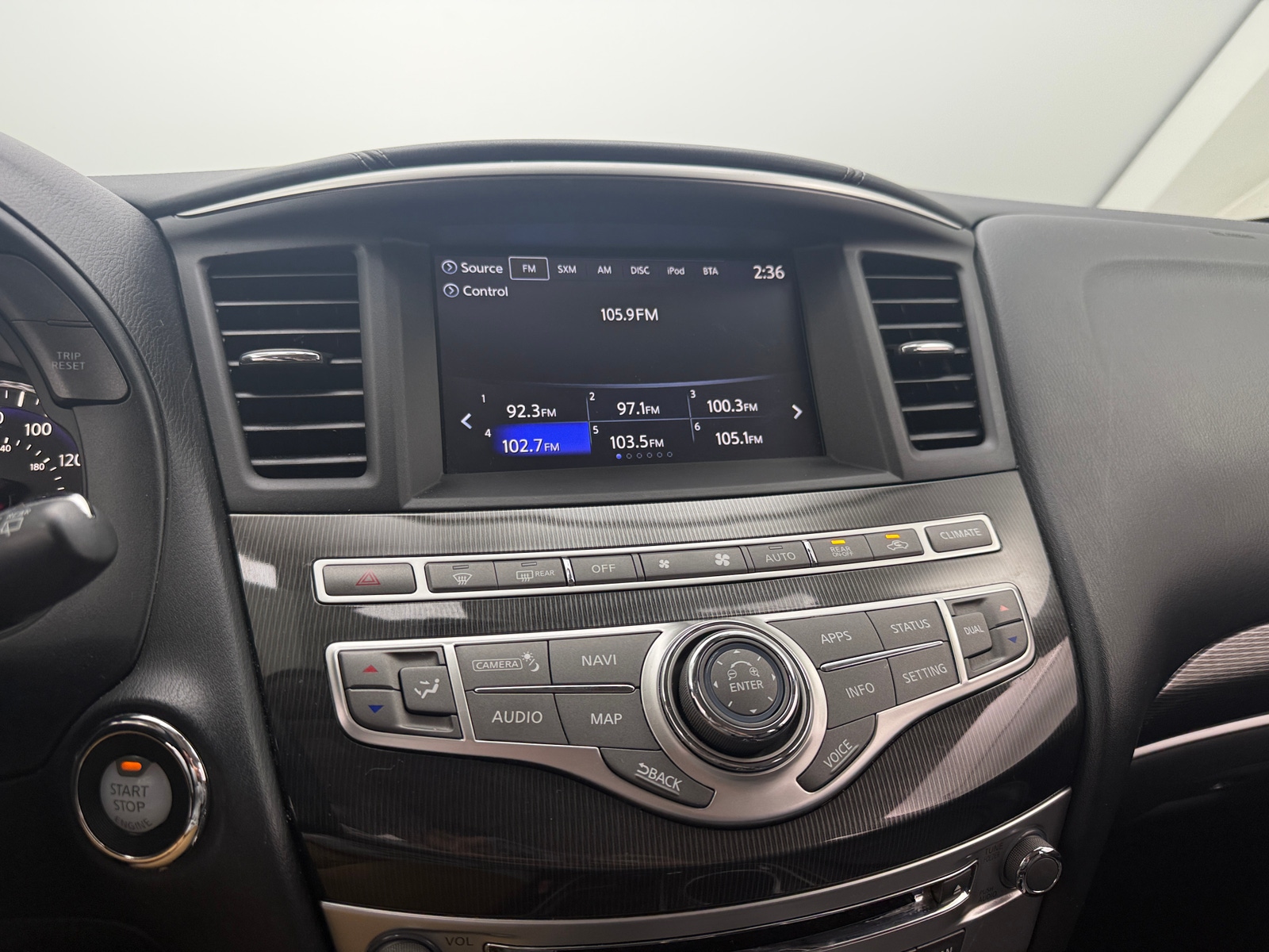 Thumbnail: 2018 INFINITI QX60 - 3