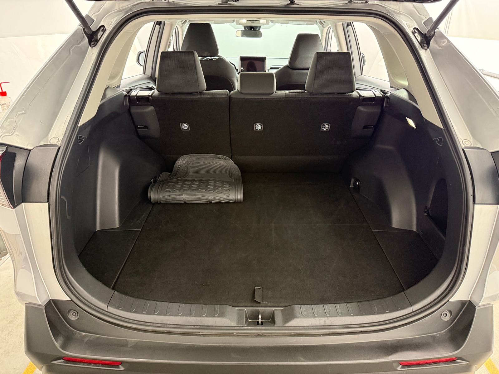 Thumbnail: 2024 Toyota RAV4 - 7