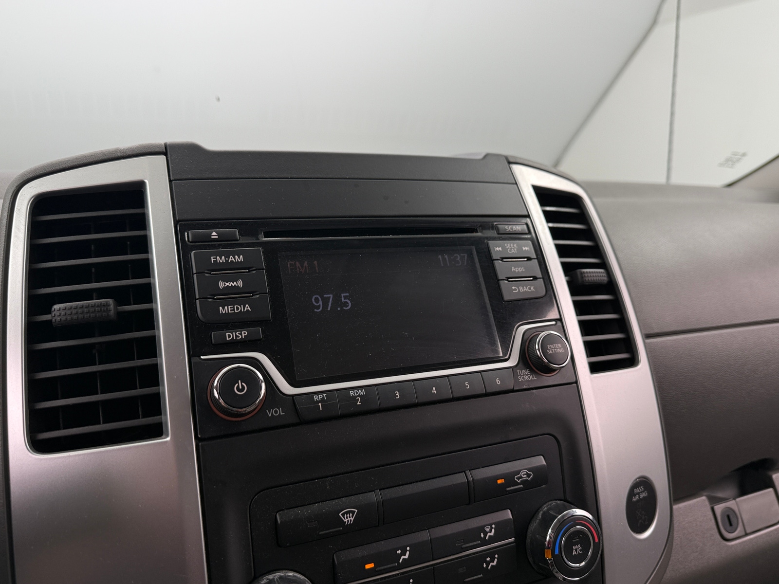 Thumbnail: 2015 Nissan Frontier - 4