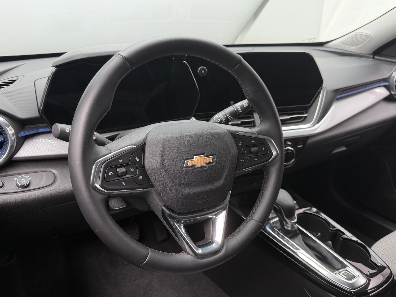 Thumbnail: 2025 Chevrolet Trax - 5