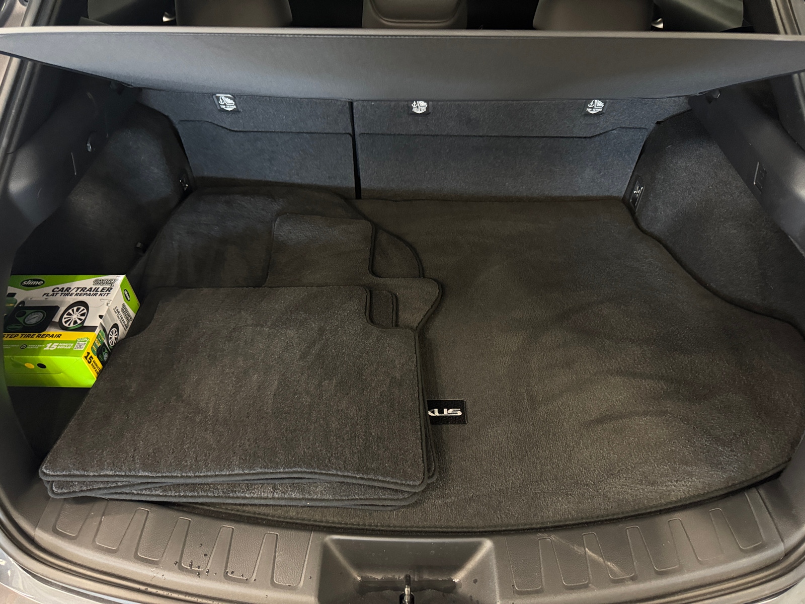 Thumbnail: 2025 Lexus UX - 6