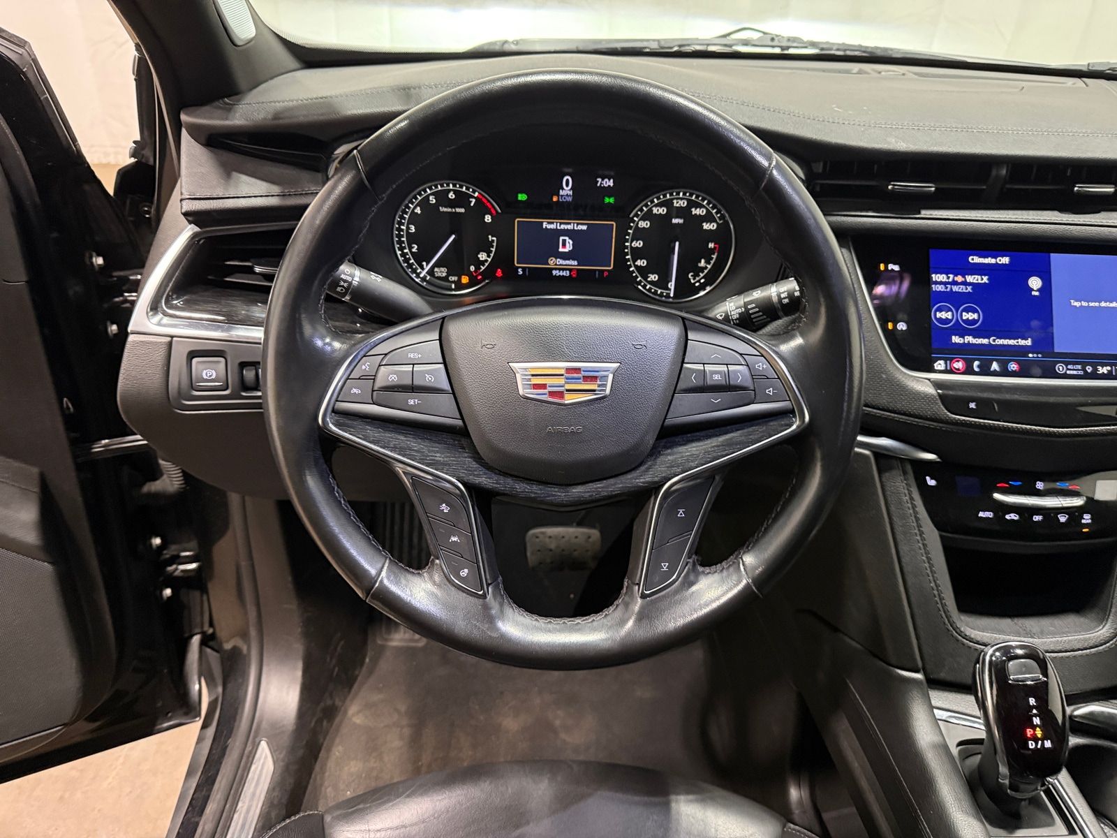 Thumbnail: 2023 Cadillac XT5 - 4