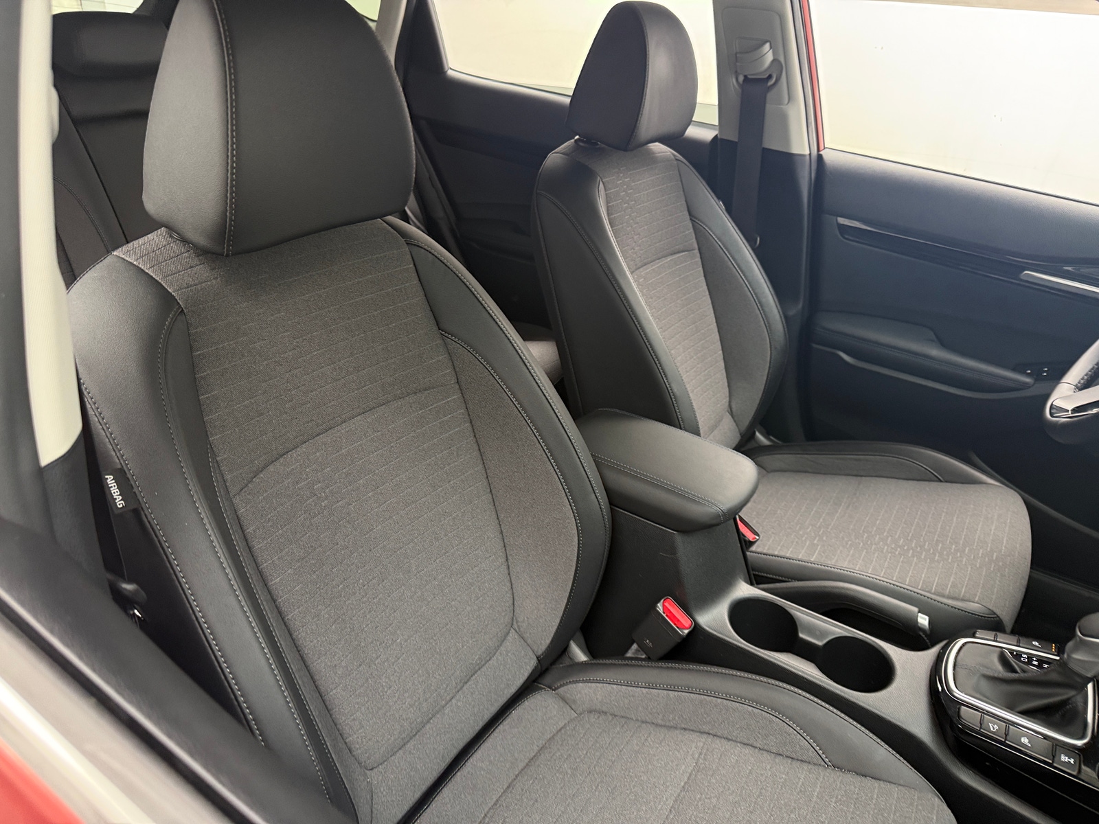 Thumbnail: 2023 Kia Seltos - 2