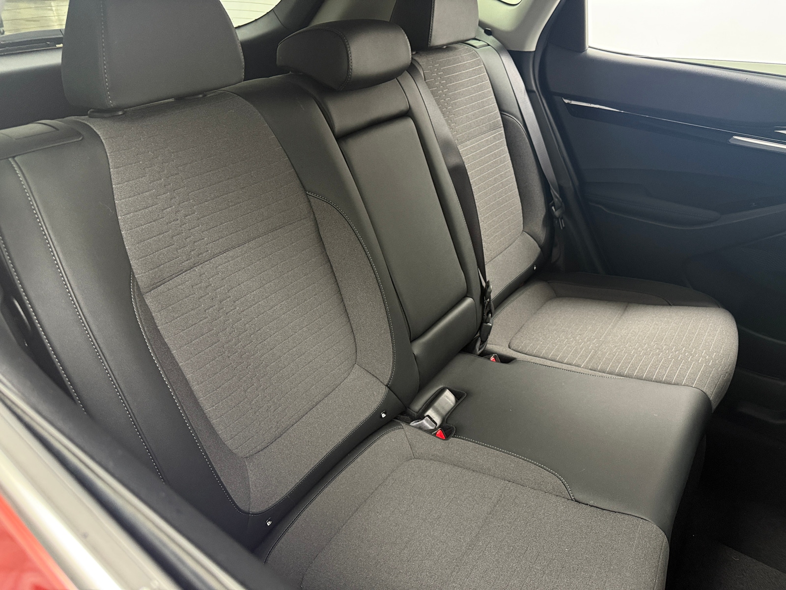 Thumbnail: 2023 Kia Seltos - 6