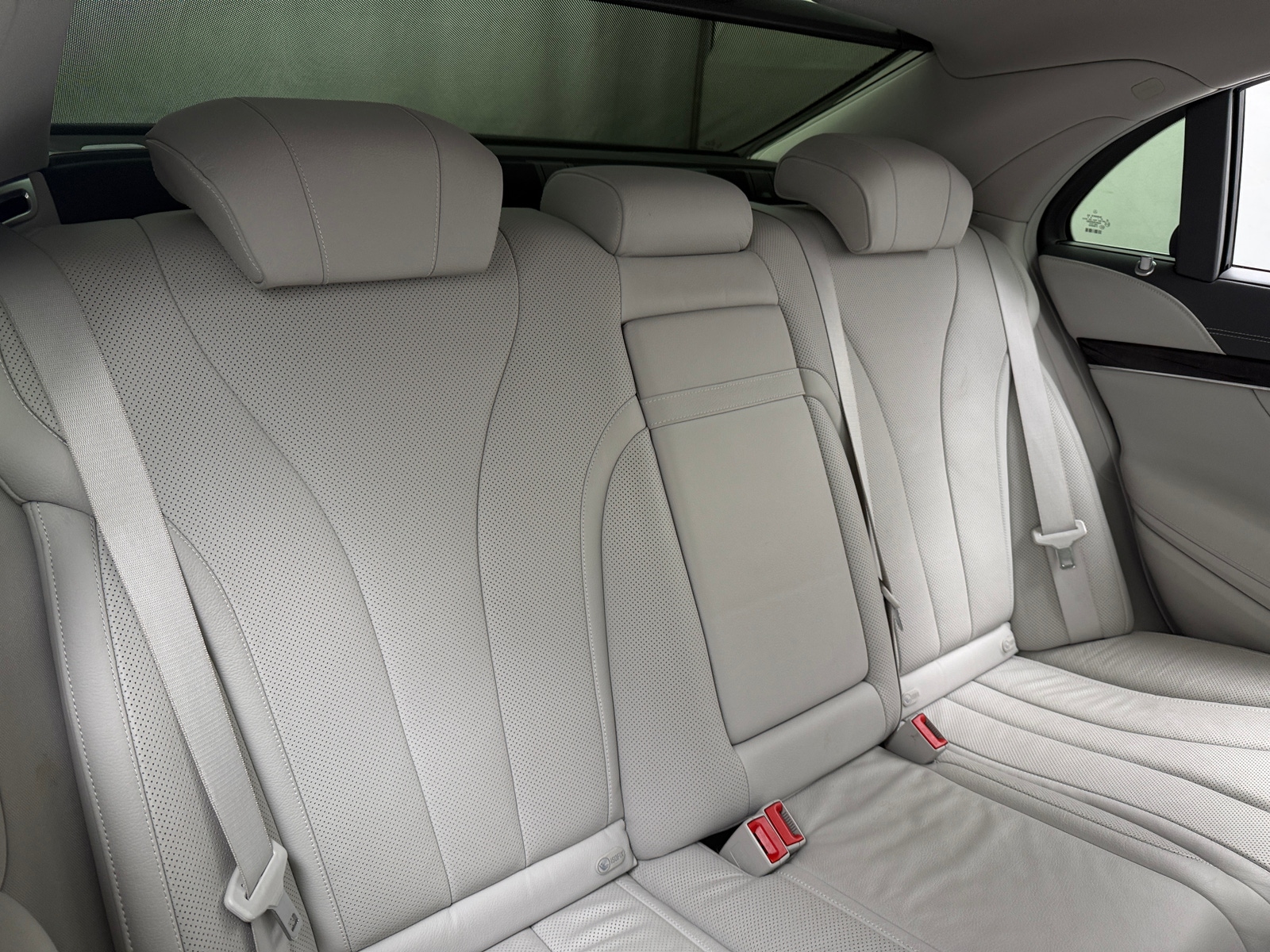 Thumbnail: 2015 Mercedes-Benz S-Class - 5