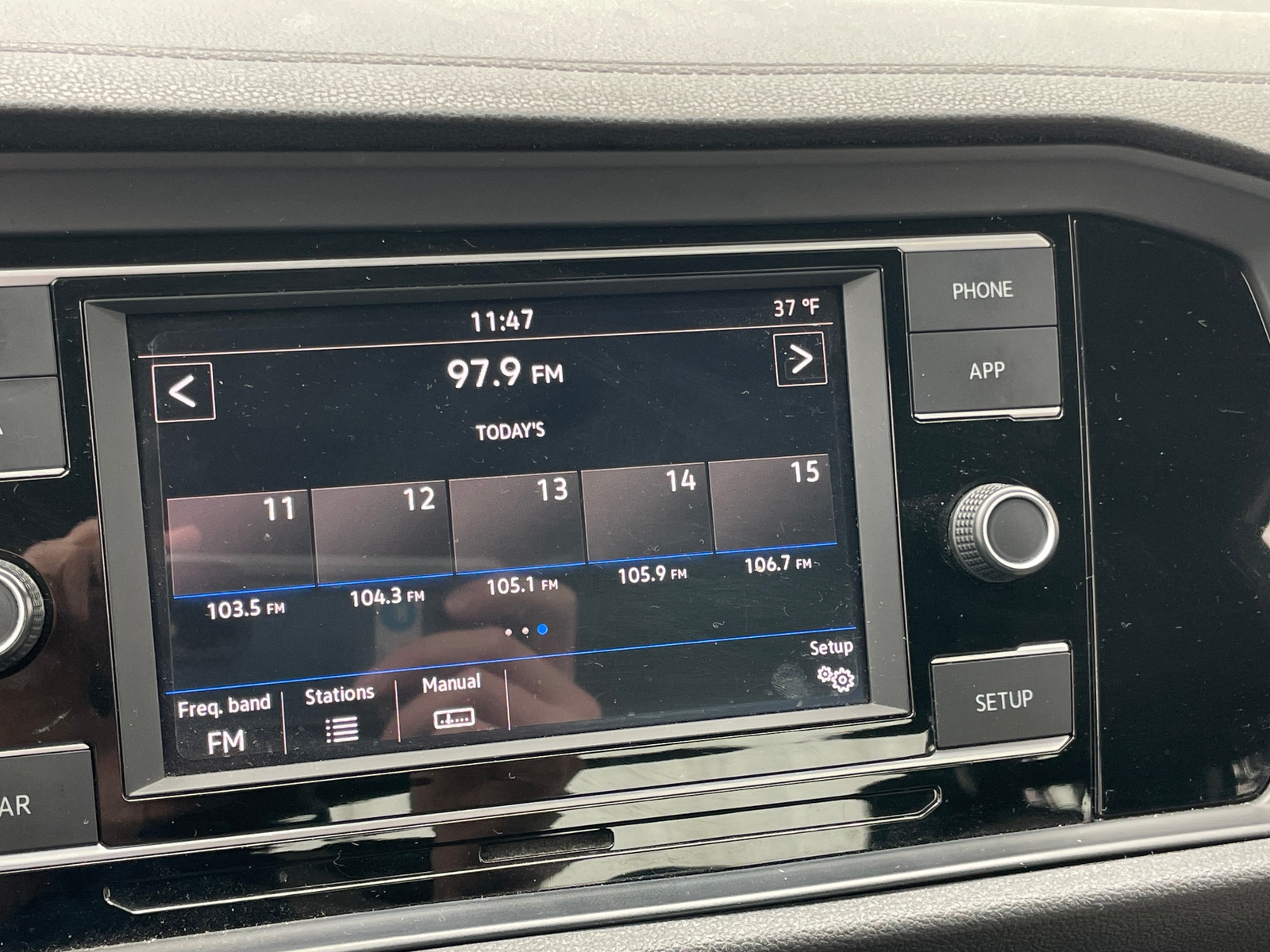 Thumbnail: 2019 Volkswagen Jetta - 3