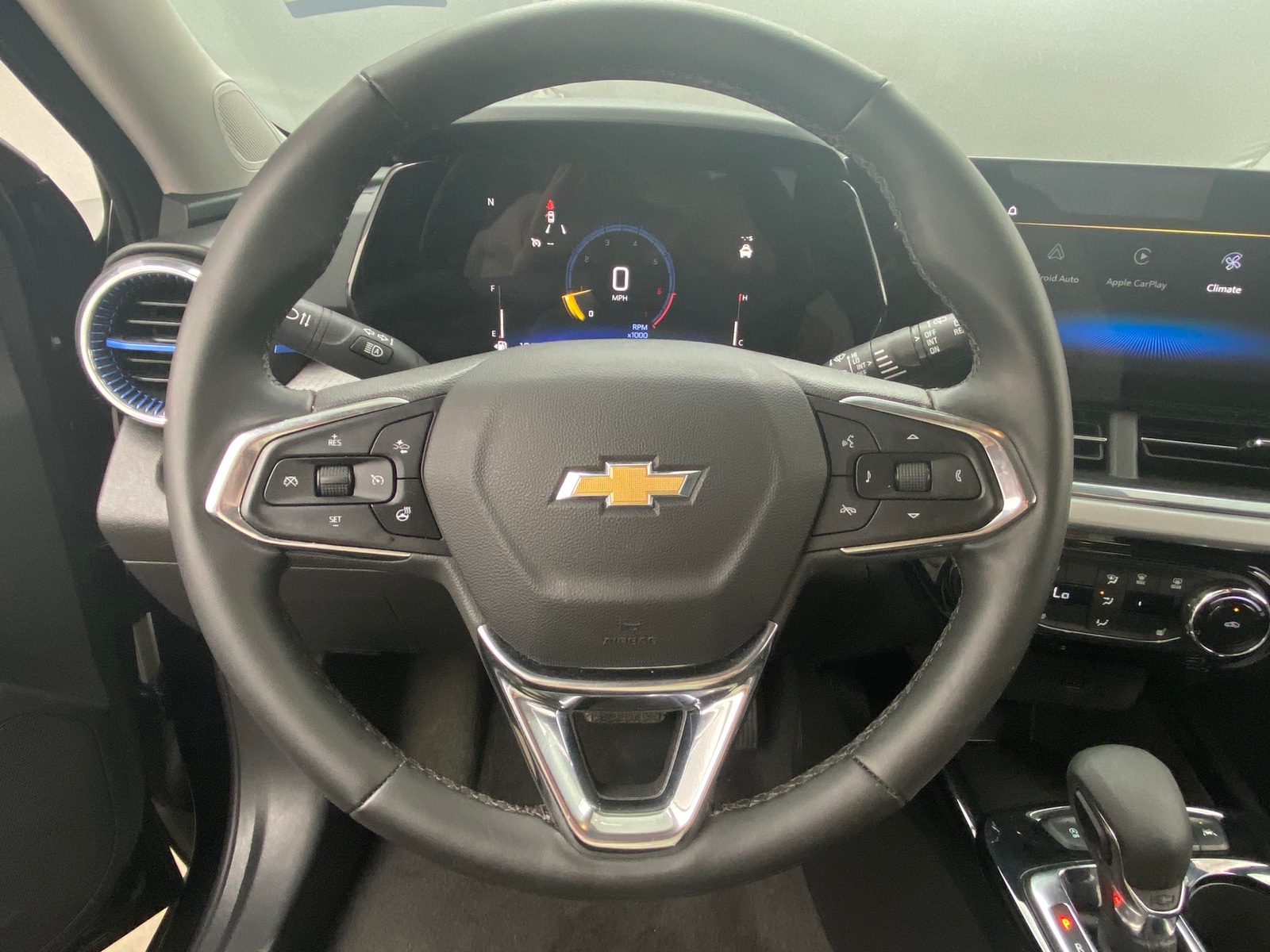 Thumbnail: 2025 Chevrolet Trax - 5