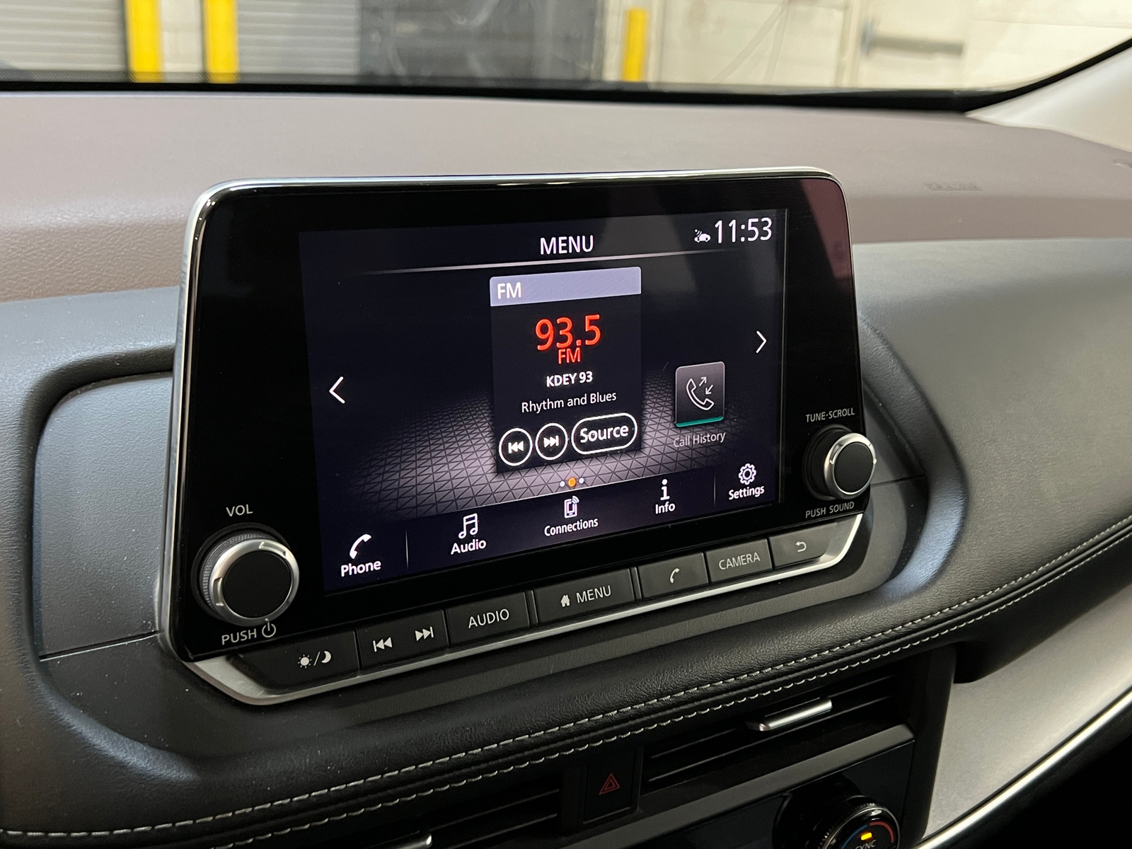 Thumbnail: 2023 Nissan Rogue - 4