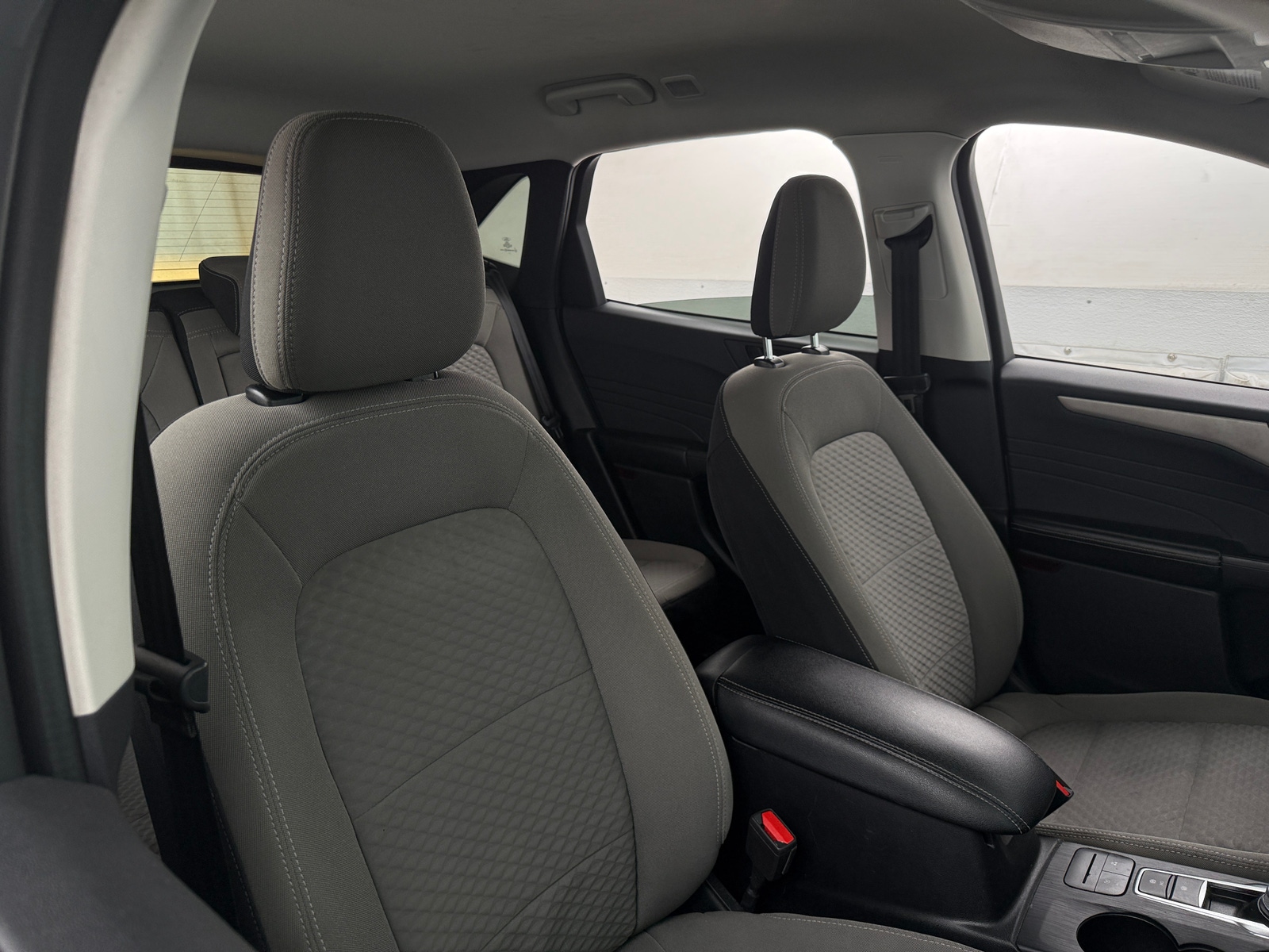 Thumbnail: 2022 Ford Escape - 2