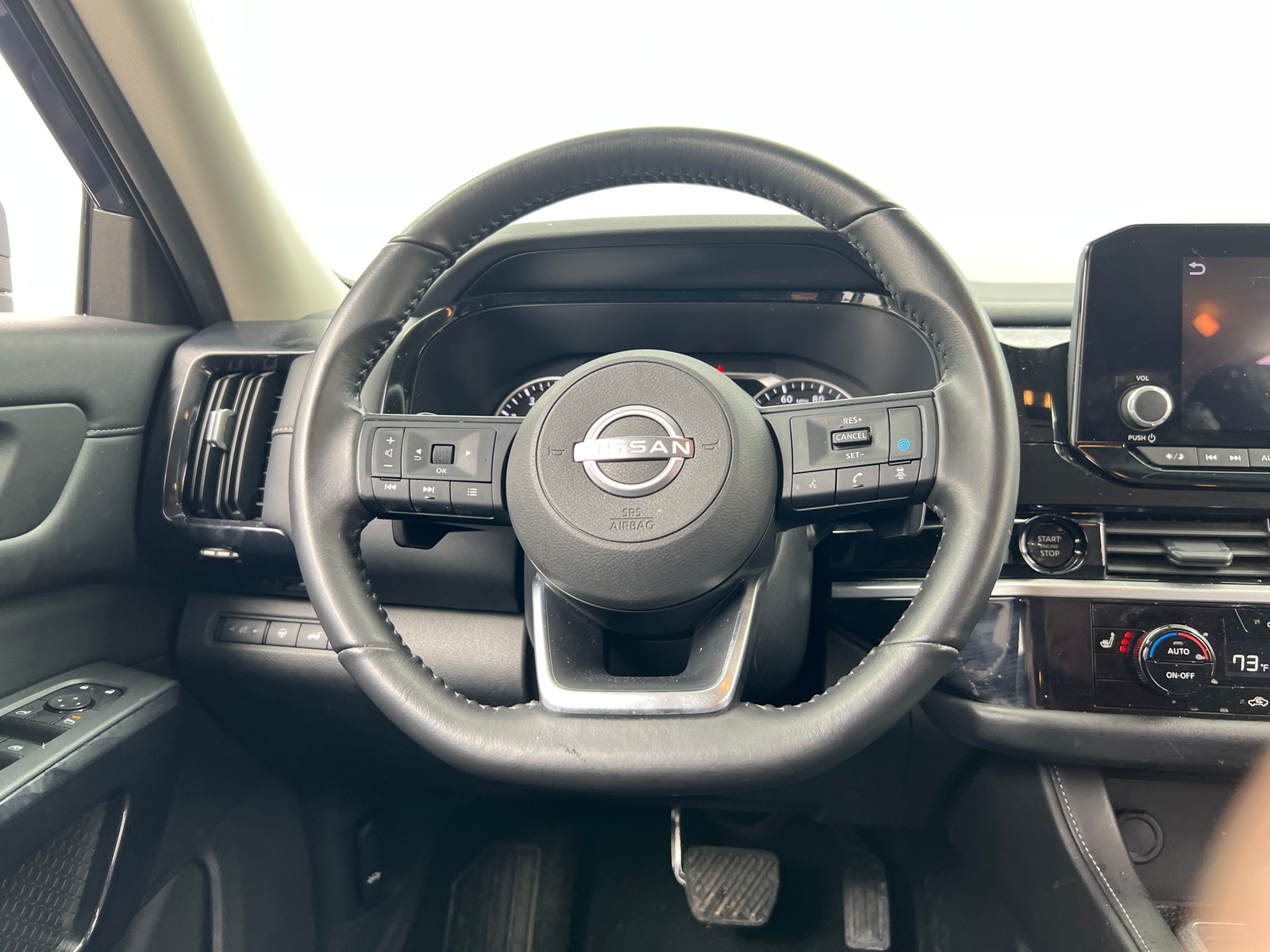 Thumbnail: 2025 Nissan Pathfinder - 5