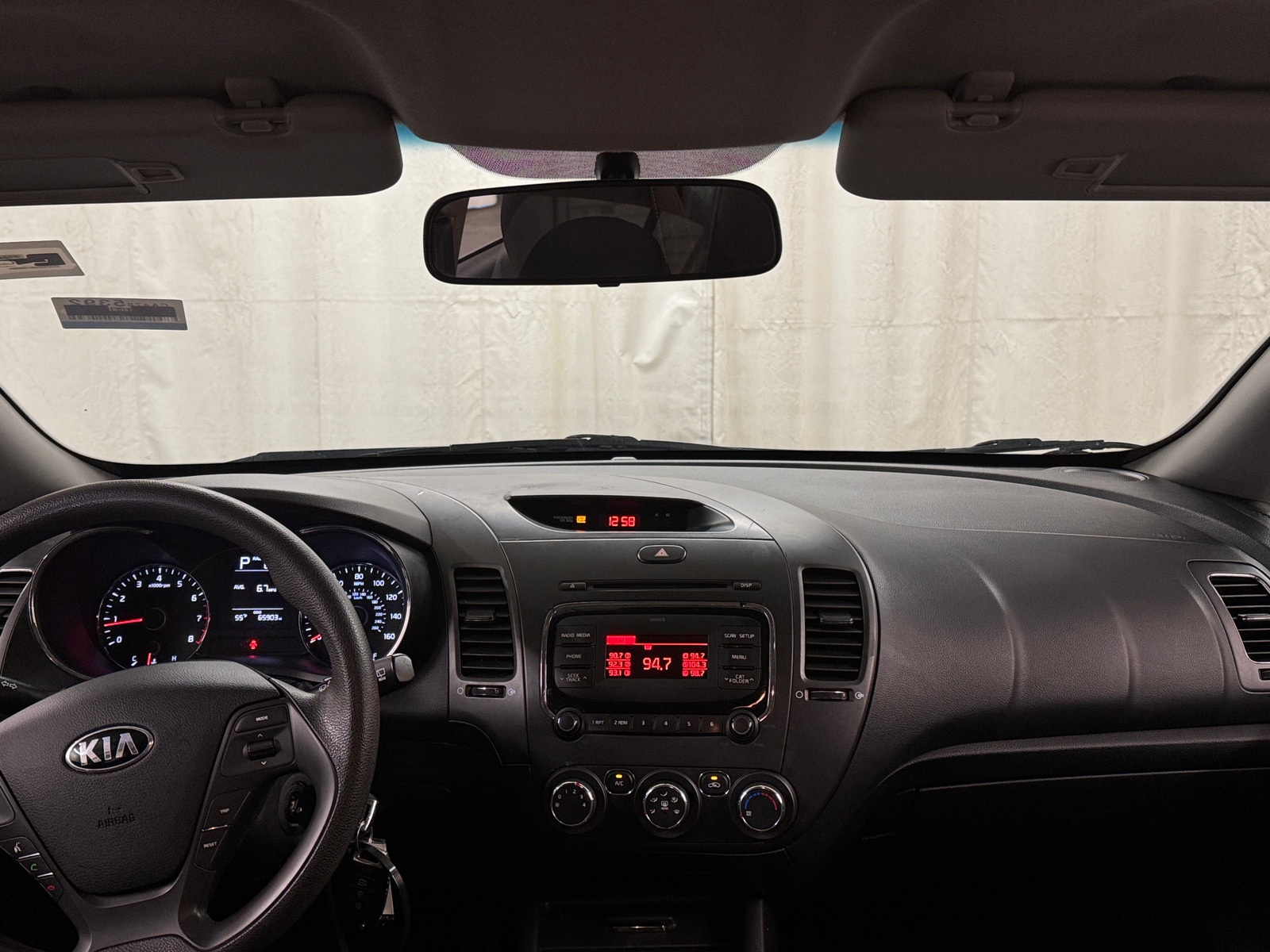 Thumbnail: 2017 Kia Forte - 3