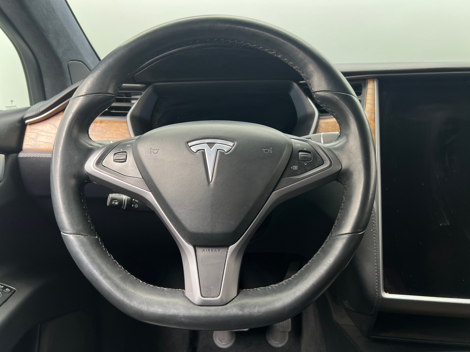 Thumbnail: 2020 Tesla Model X - 4