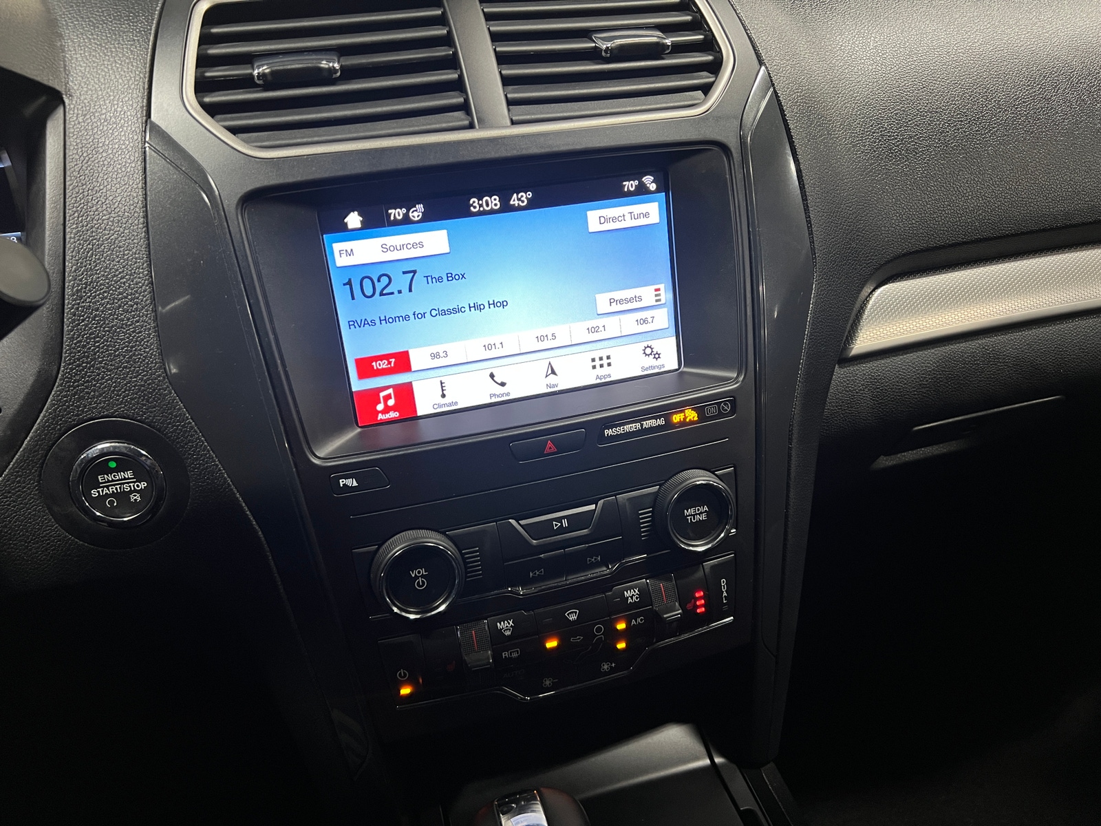 Thumbnail: 2019 Ford Explorer - 4