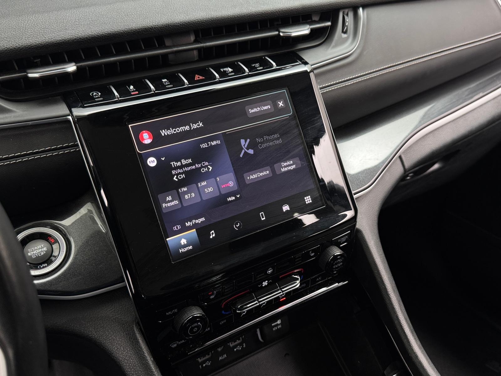 Thumbnail: 2022 Jeep Grand Cherokee L - 4