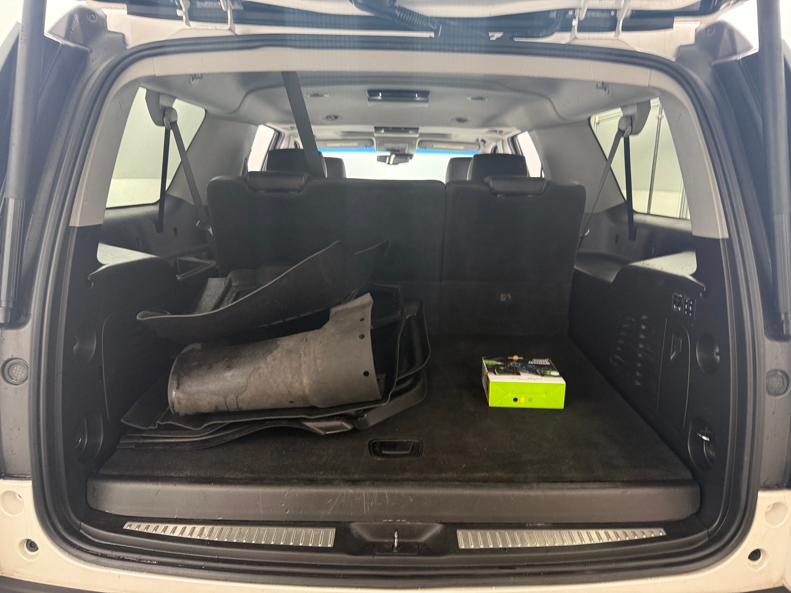 Thumbnail: 2018 GMC Yukon XL - 6