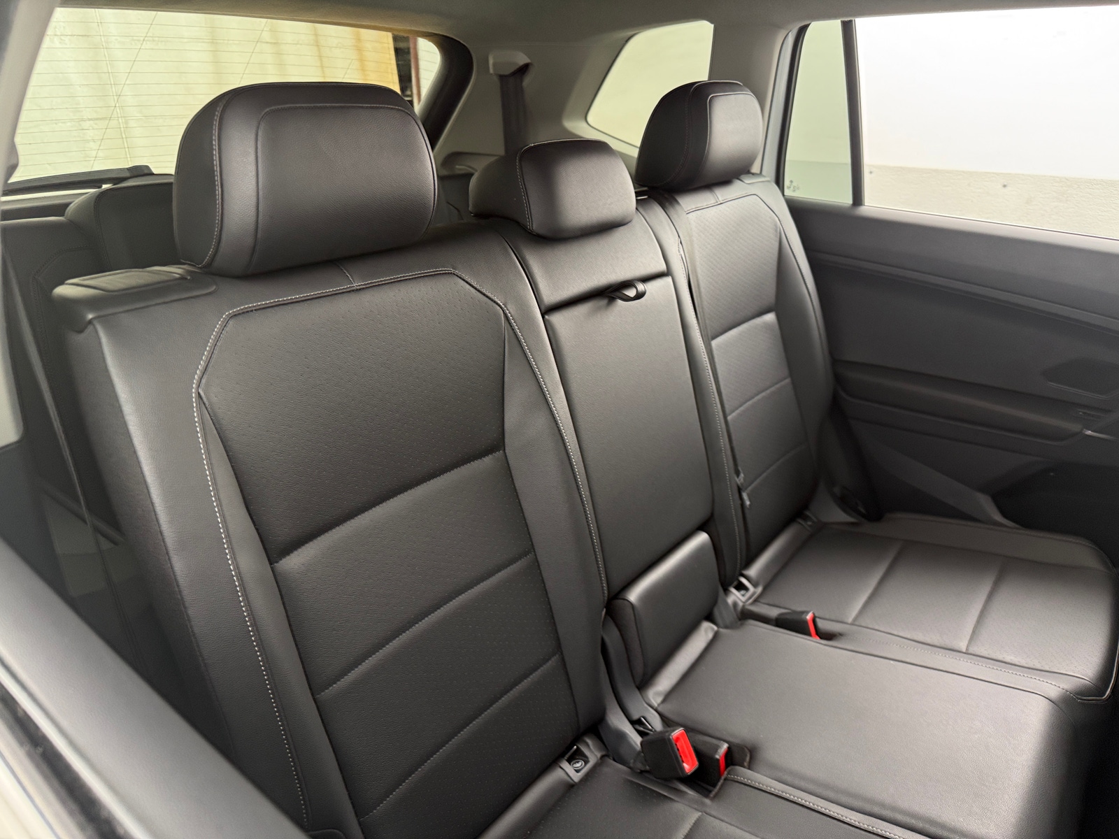 Thumbnail: 2018 Volkswagen Tiguan - 5