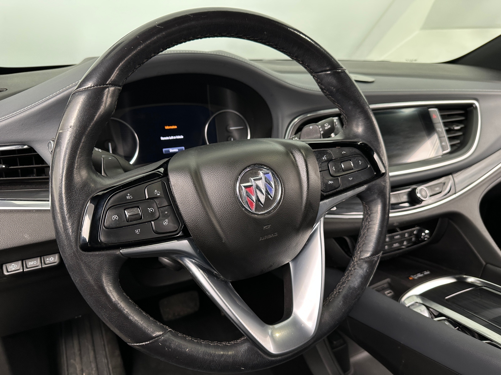 Thumbnail: 2022 Buick Enclave - 4